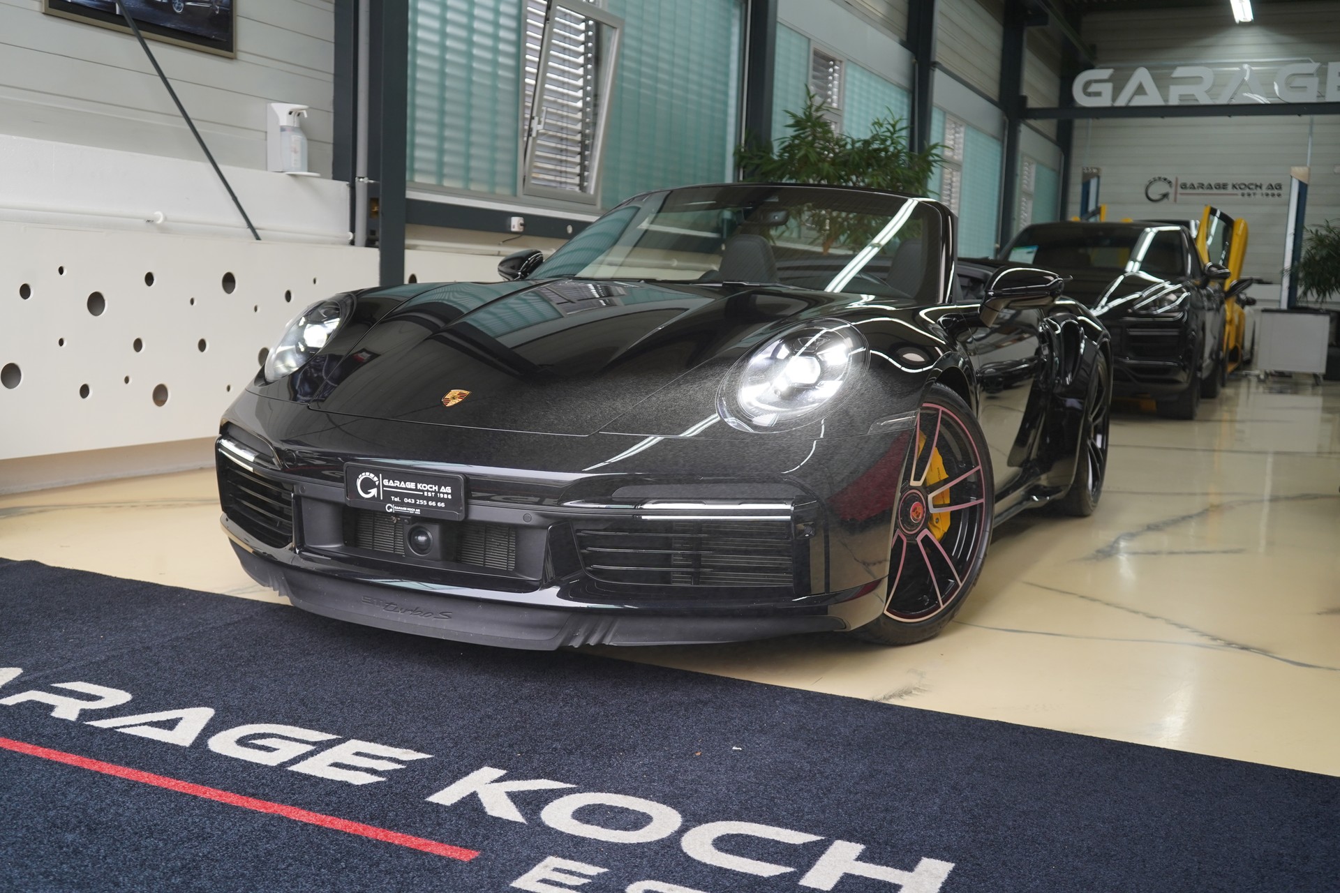 PORSCHE 911 Turbo S Cabriolet PDK