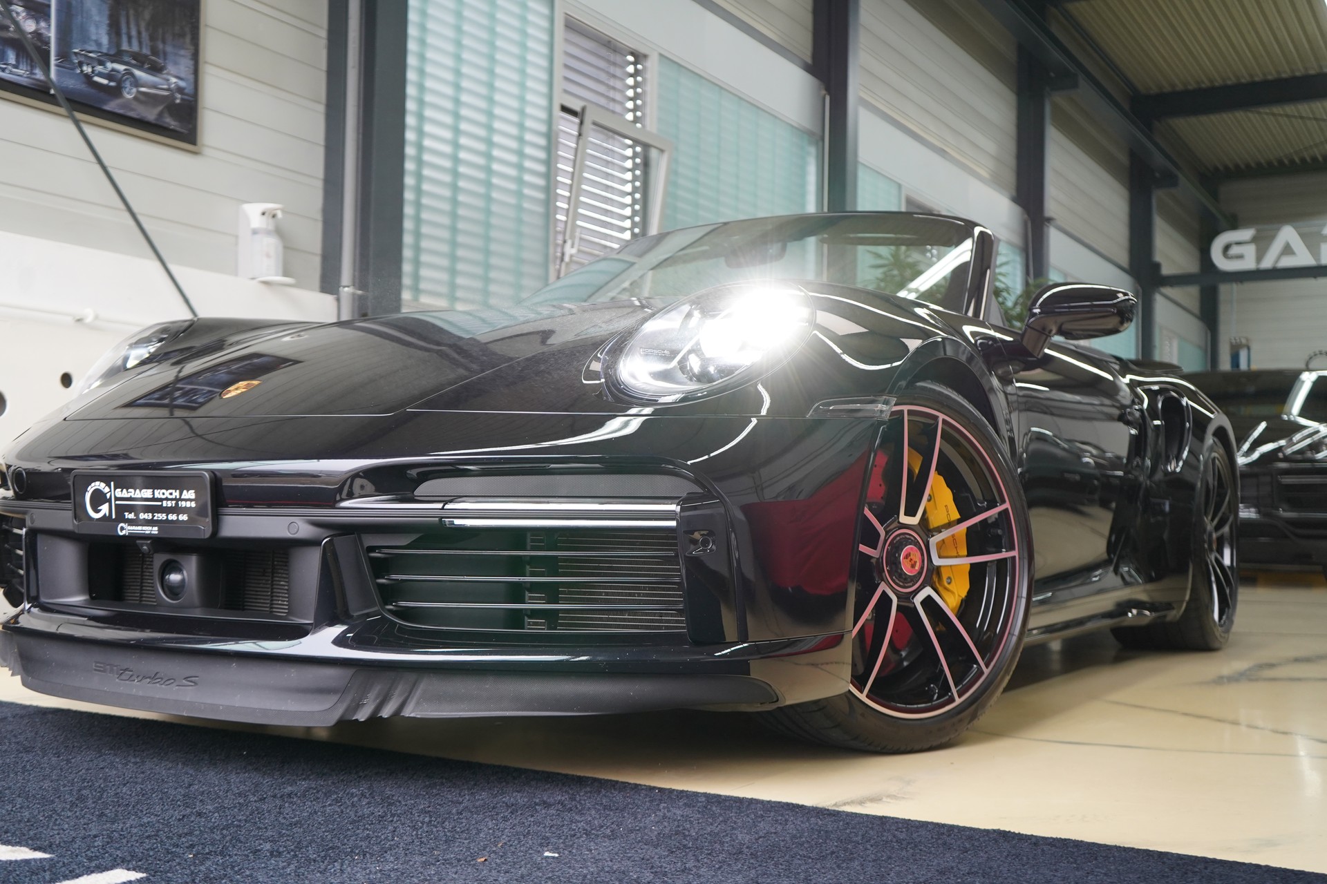 PORSCHE 911 Turbo S Cabriolet PDK - 2