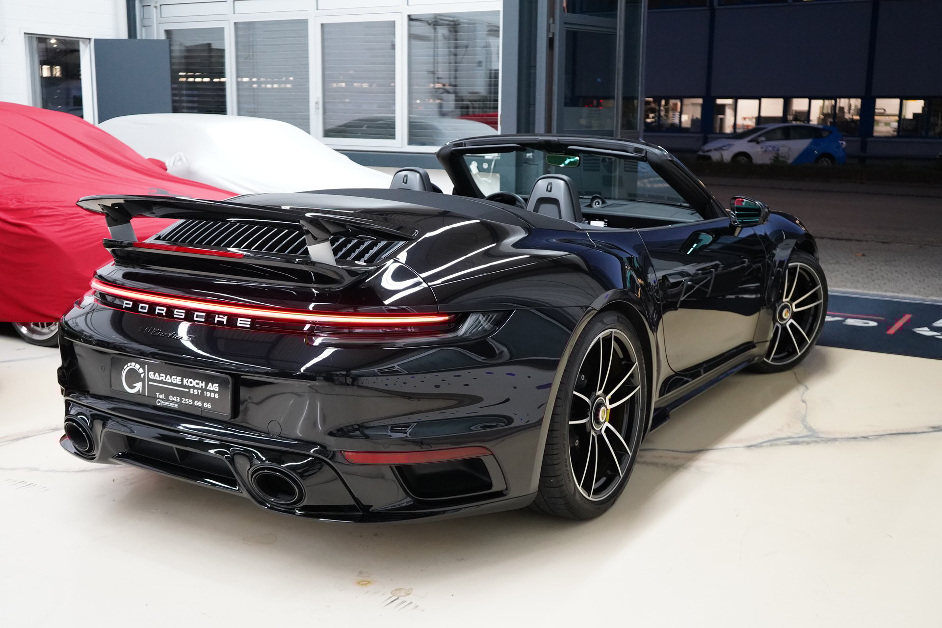 PORSCHE 911 Turbo S Cabriolet PDK - 9