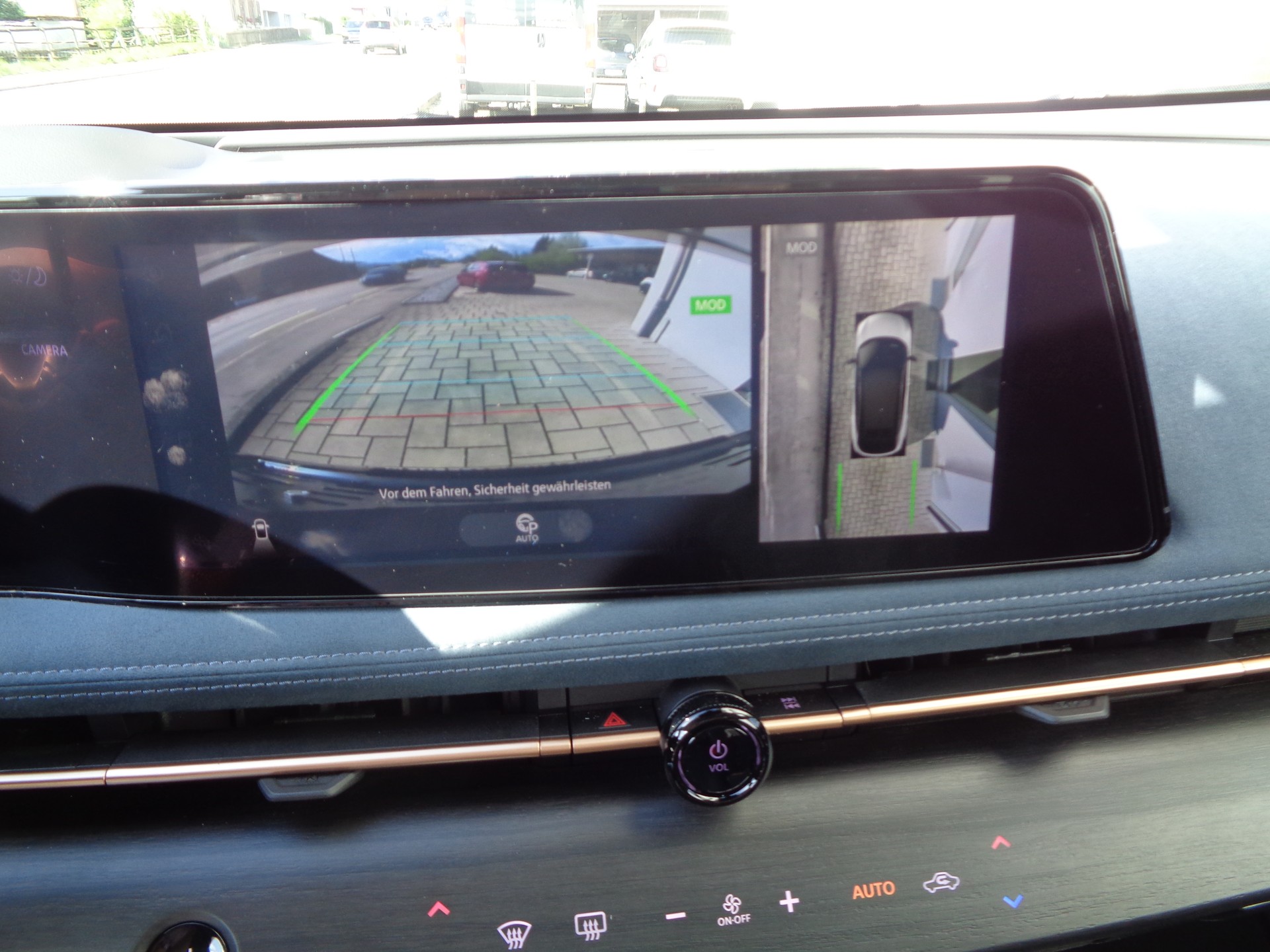 NISSAN Ariya 87 kWh e-4orce Evolve Allrad - 12