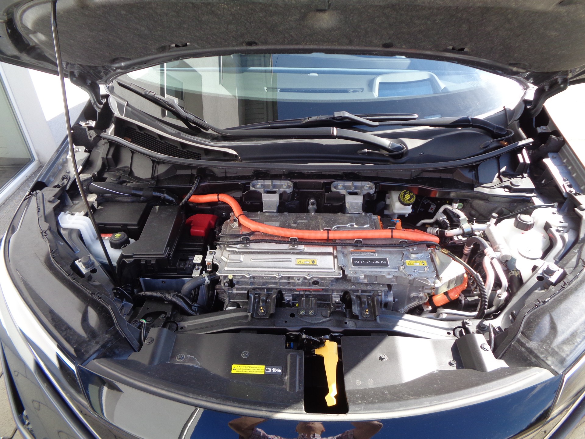 NISSAN Ariya 87 kWh e-4orce Evolve Allrad - 19