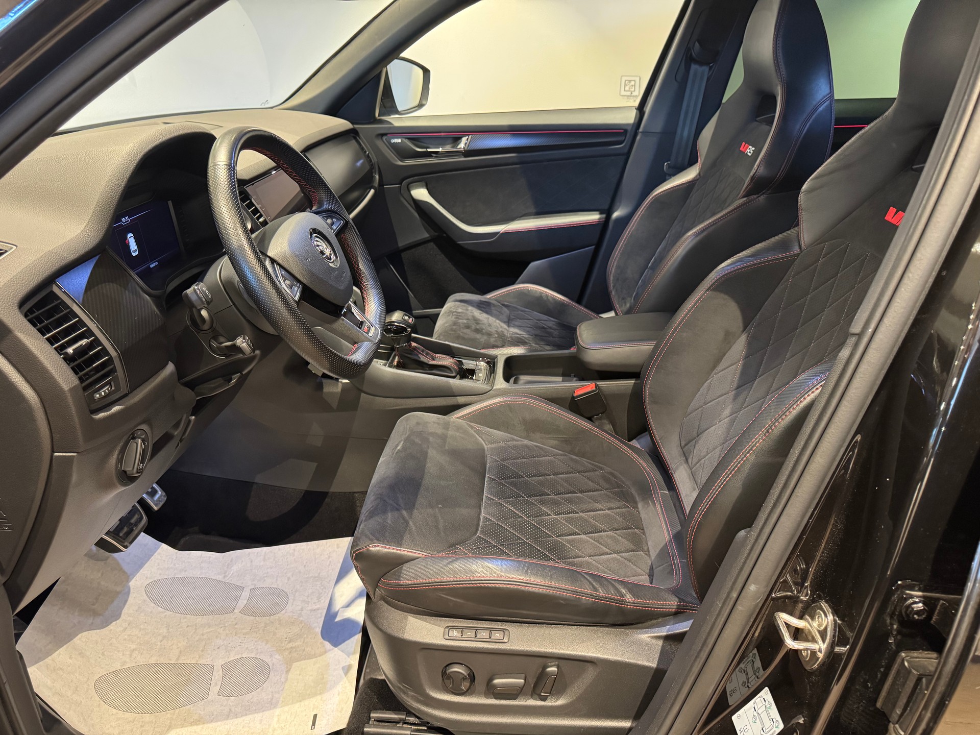 SKODA Kodiaq 2.0 Bi-TDI 240 RS DSG - 14