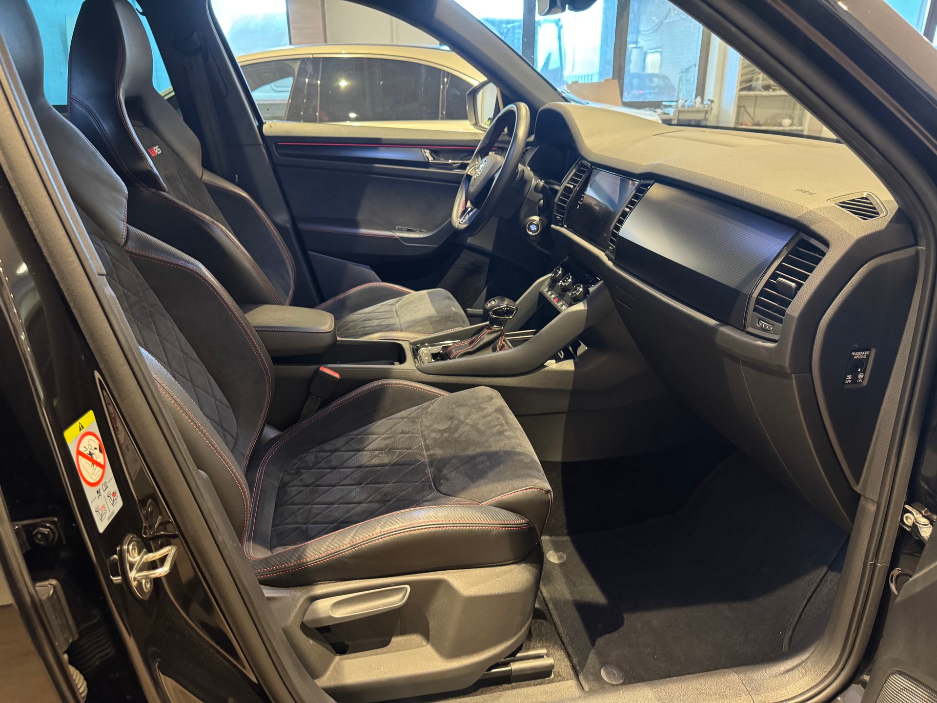 SKODA Kodiaq 2.0 Bi-TDI 240 RS DSG - 9