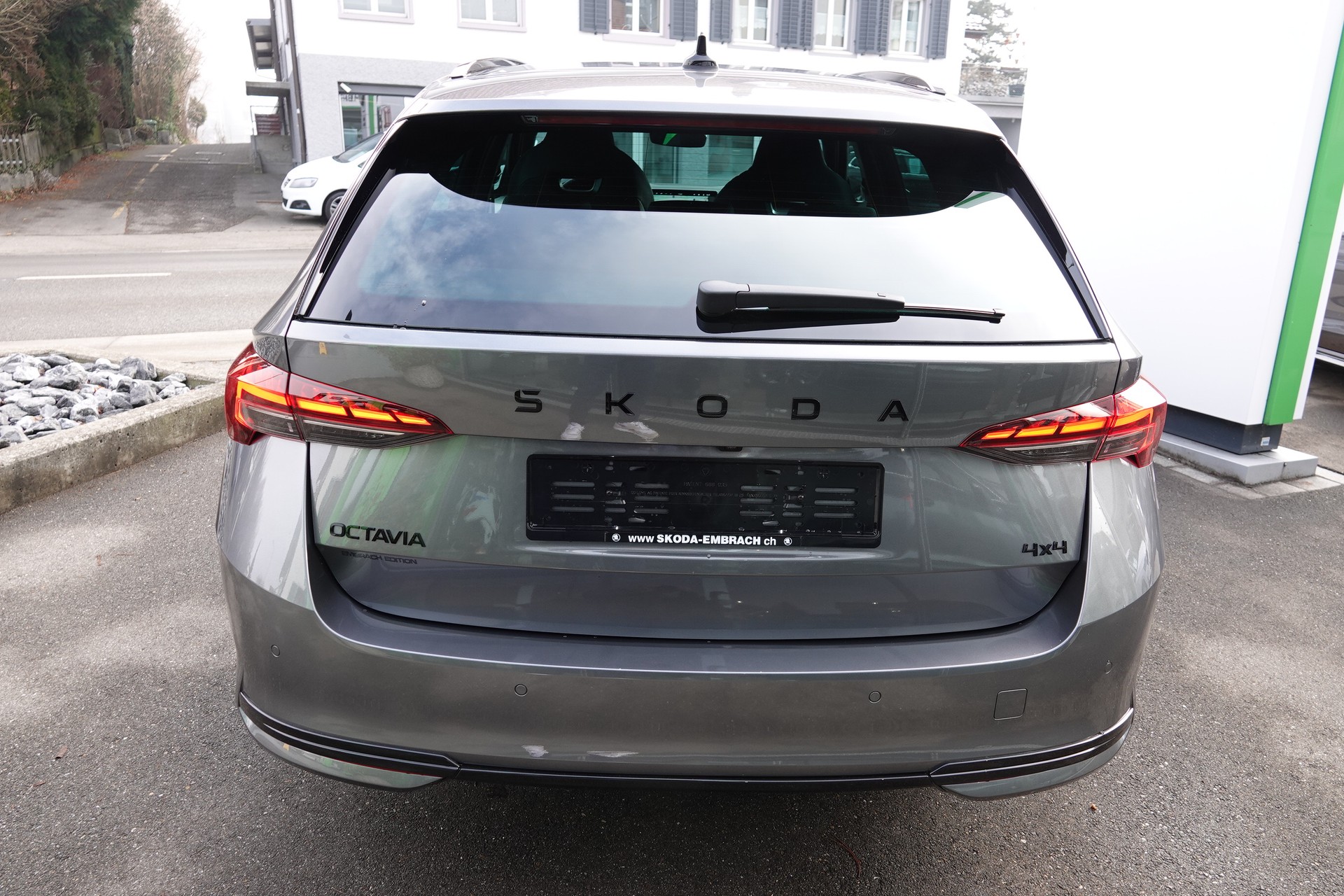 SKODA Octavia 2.0 TSI Dynami4x4 - 8