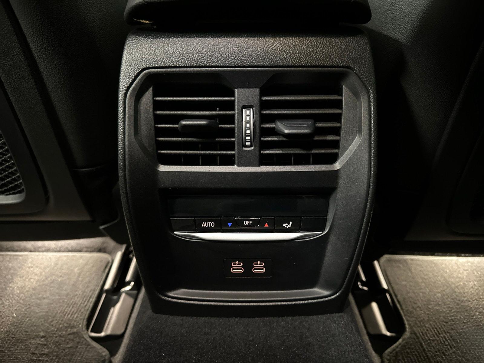 BMW i4 eDrive35 (CH) AHK 1.6T - 22