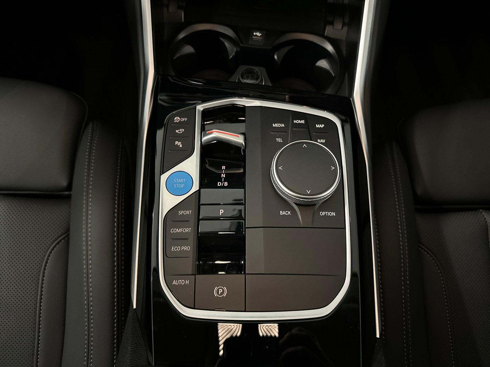 BMW i4 eDrive35 (CH) AHK 1.6T - 21