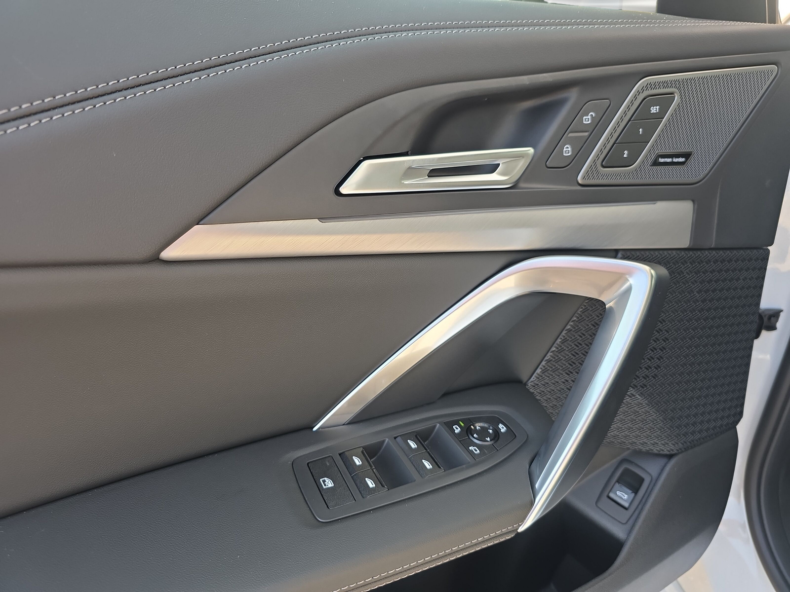 BMW iX1 eDrive 20 Edition M Sport - 21