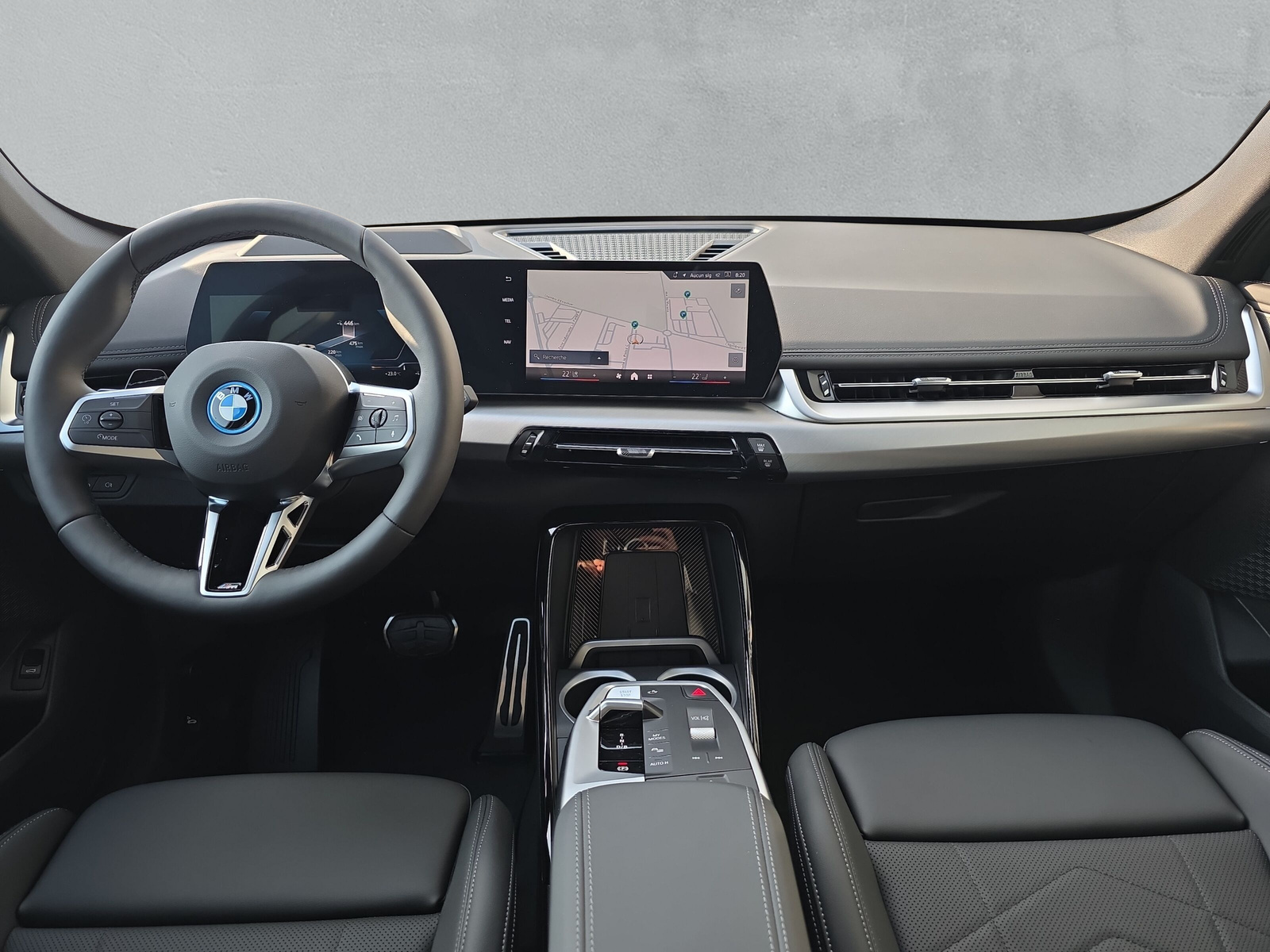 BMW iX1 eDrive 20 Edition M Sport - 16