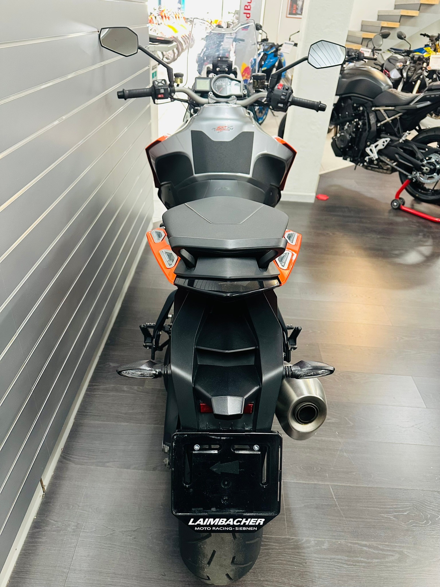KTM 1290 Super Duke GT - 9