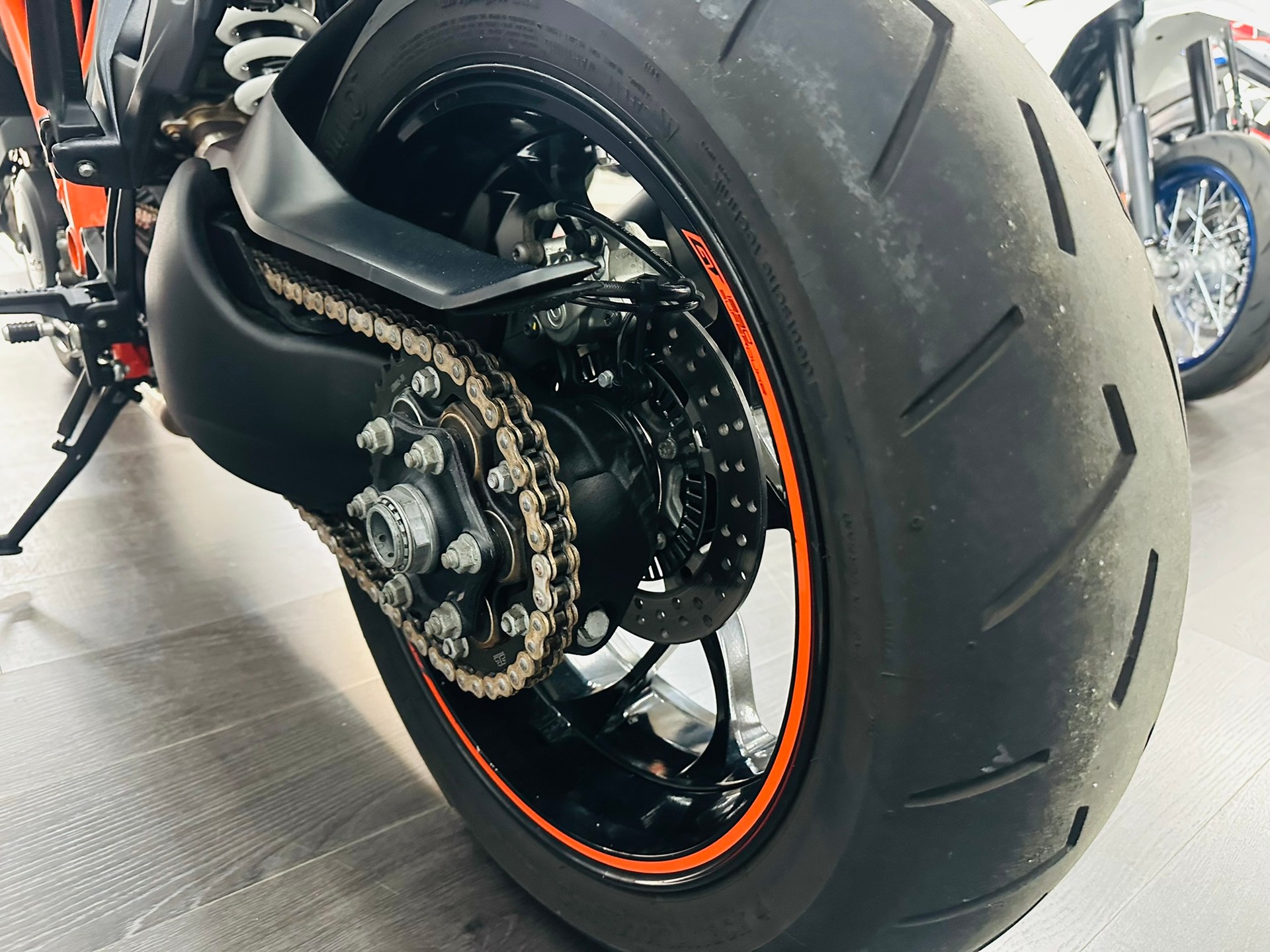 KTM 1290 Super Duke GT - 11