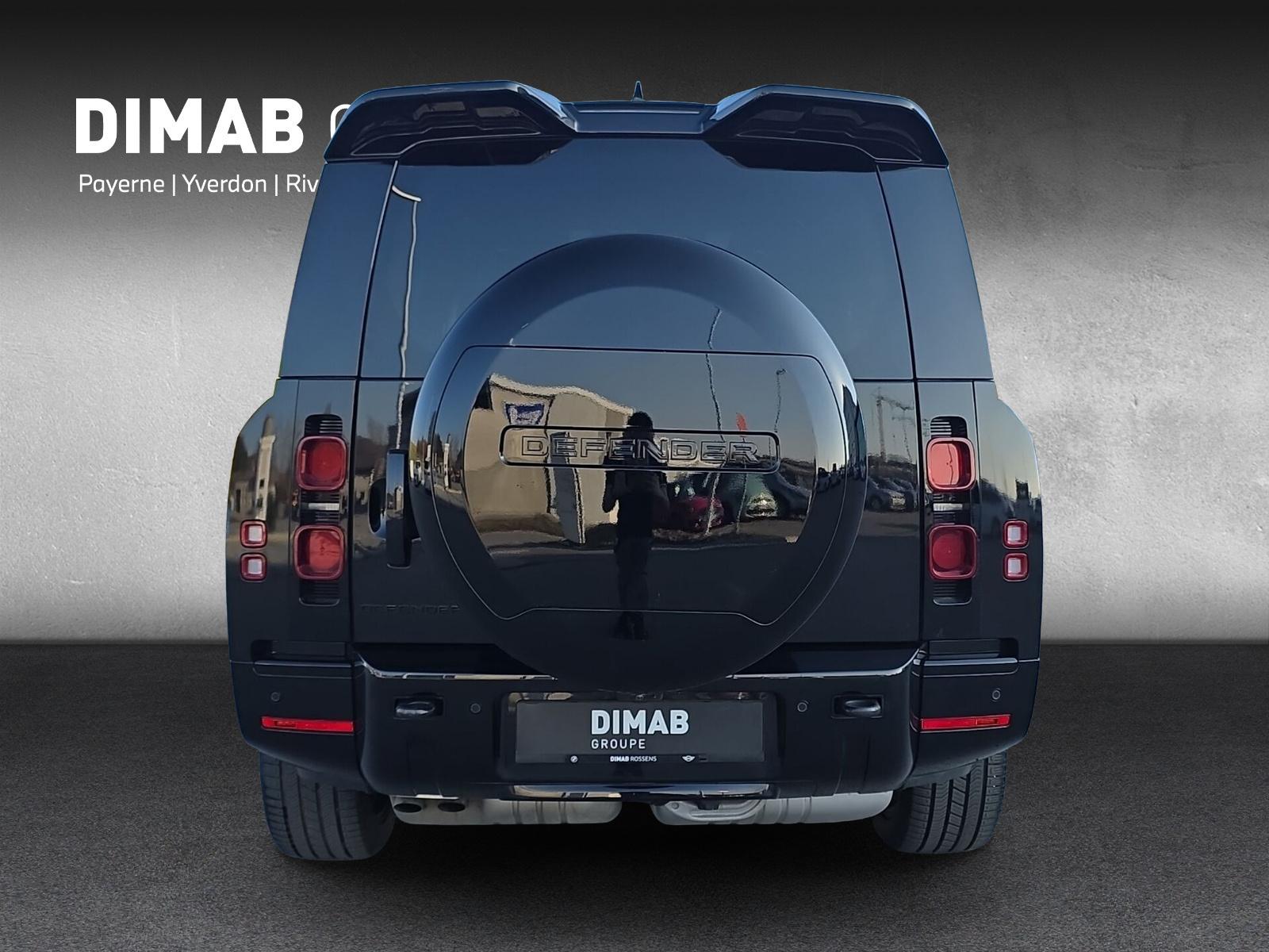 LAND ROVER Defender 130 3.0 D I6 300 X-Dynamic HSE (CH) AHK 3.0T - 4