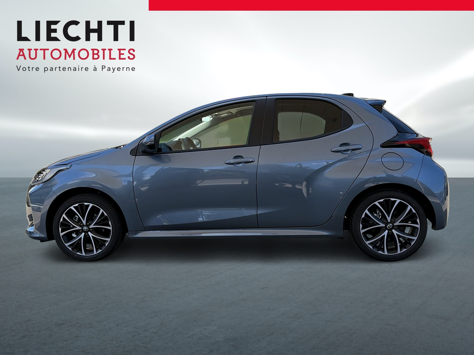 TOYOTA Yaris 1.5 Trend e-CVT - 2