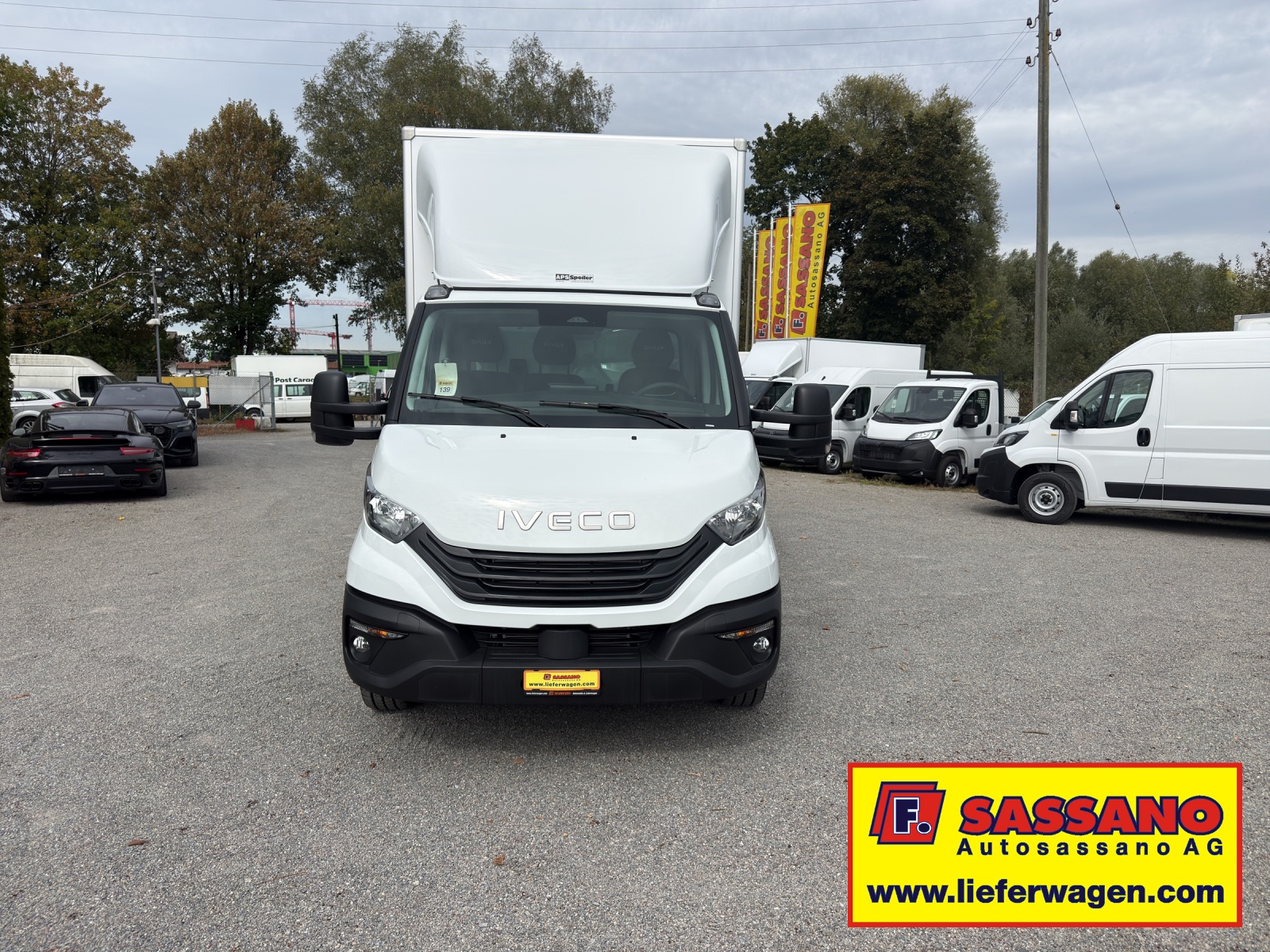 IVECO Daily 35S18 HI-MATIC Ultra Light Koffer mit Hebebühne CH Fahrzeug - 3