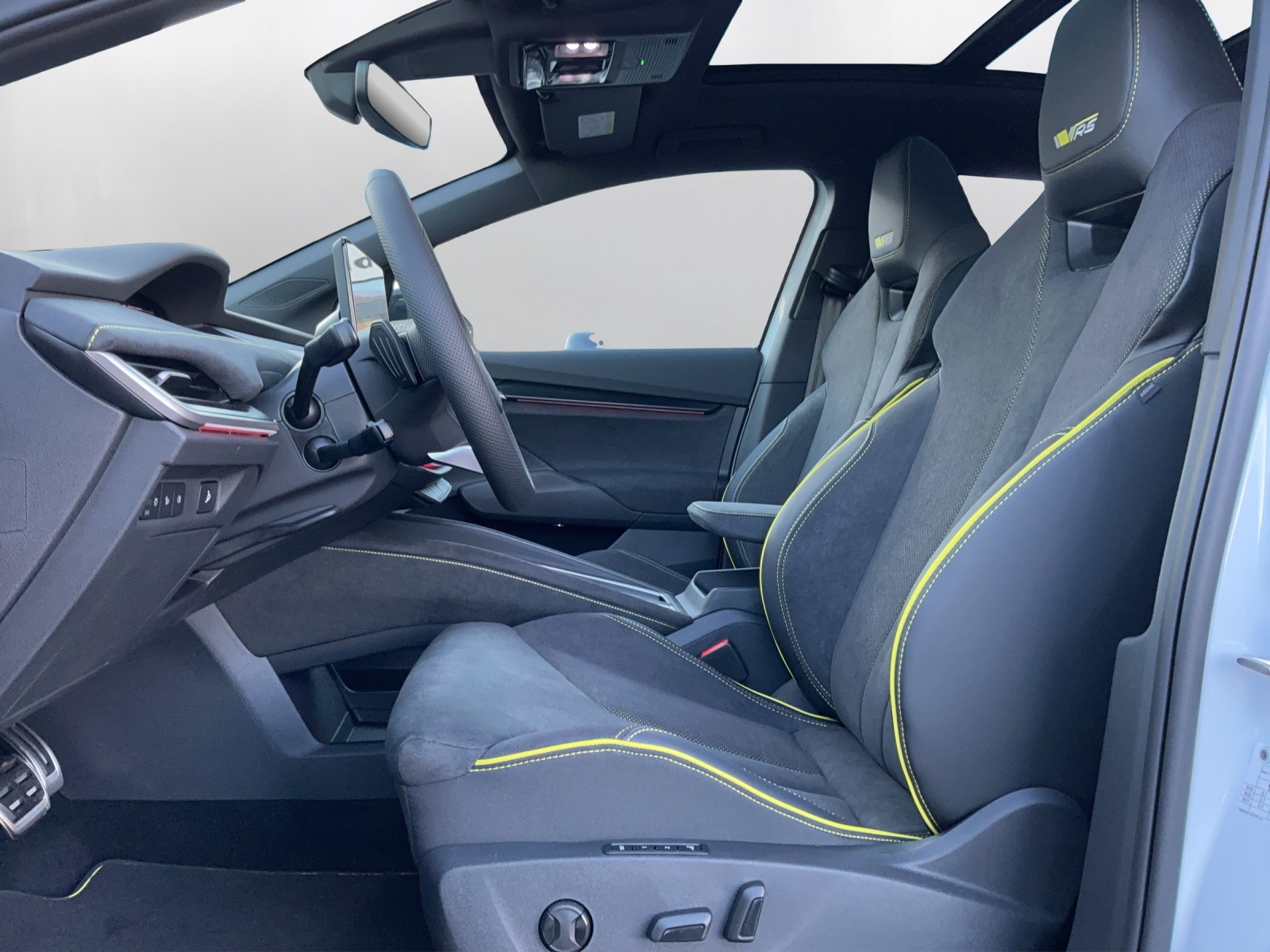 SKODA Enyaq 85x 4x4 RS - 10