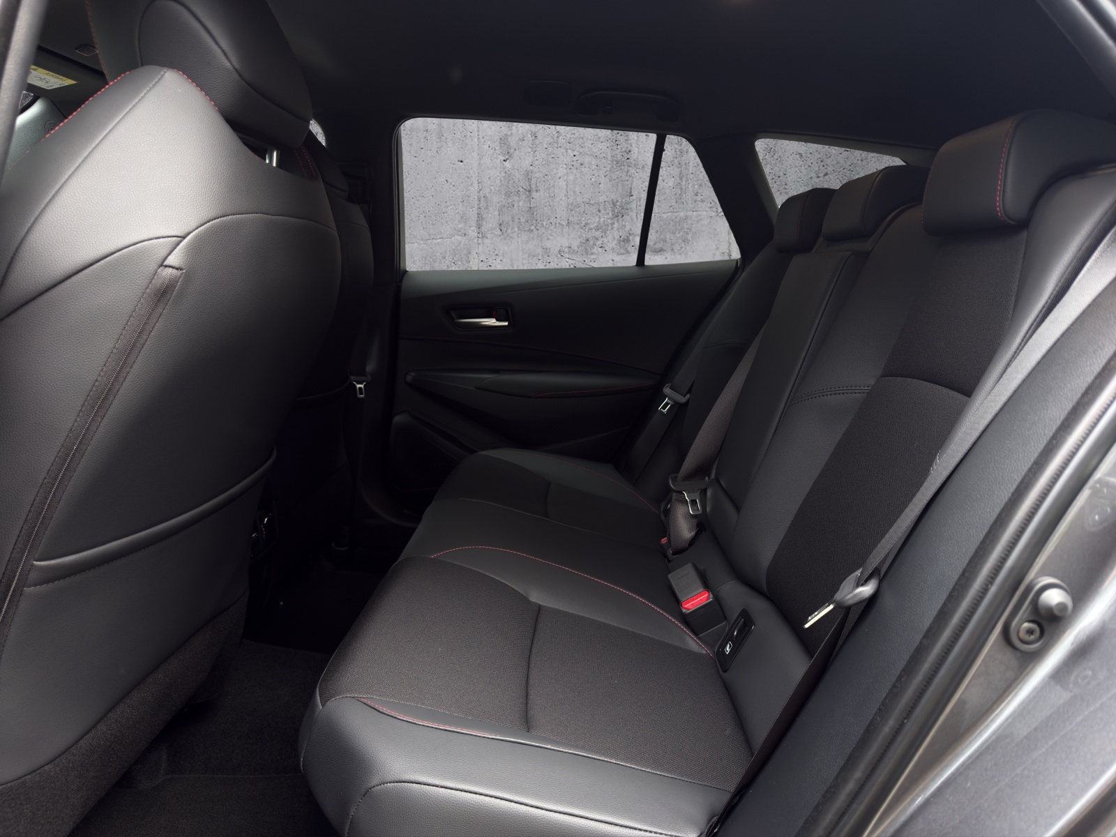 TOYOTA Corolla Touring Sports 2.0 HSD GR Sport e-CVT - 10