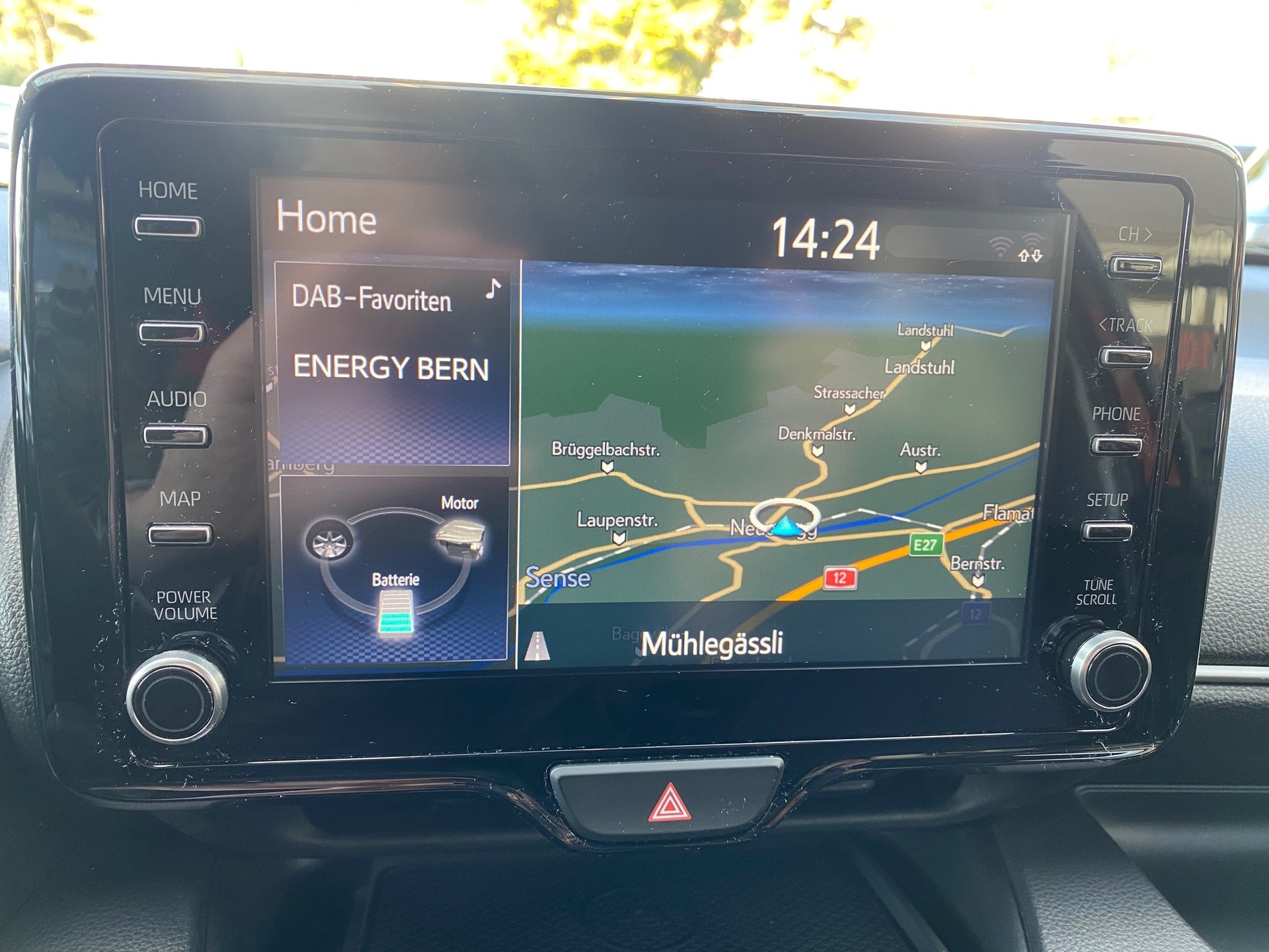 TOYOTA Yaris 1.5 Trend e-CVT - 5