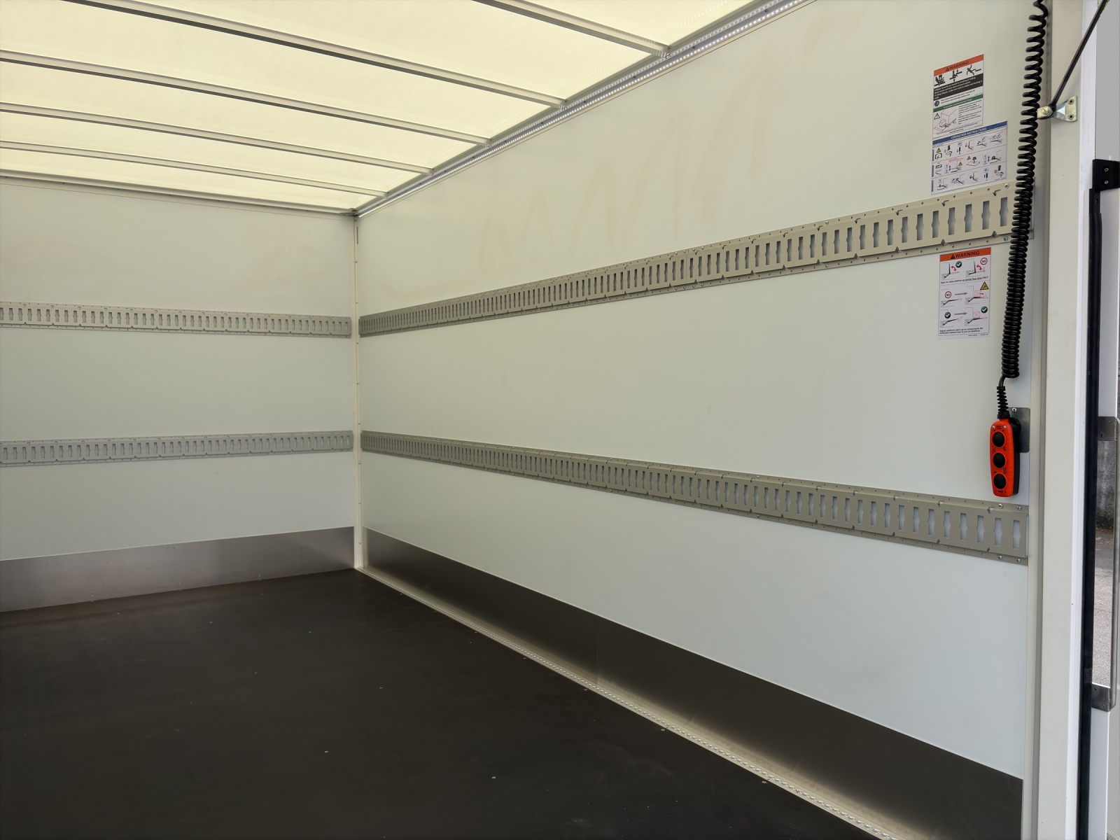 MERCEDES-BENZ Sprinter 319 CDI Pro Lang 9G-TRONIC - 14