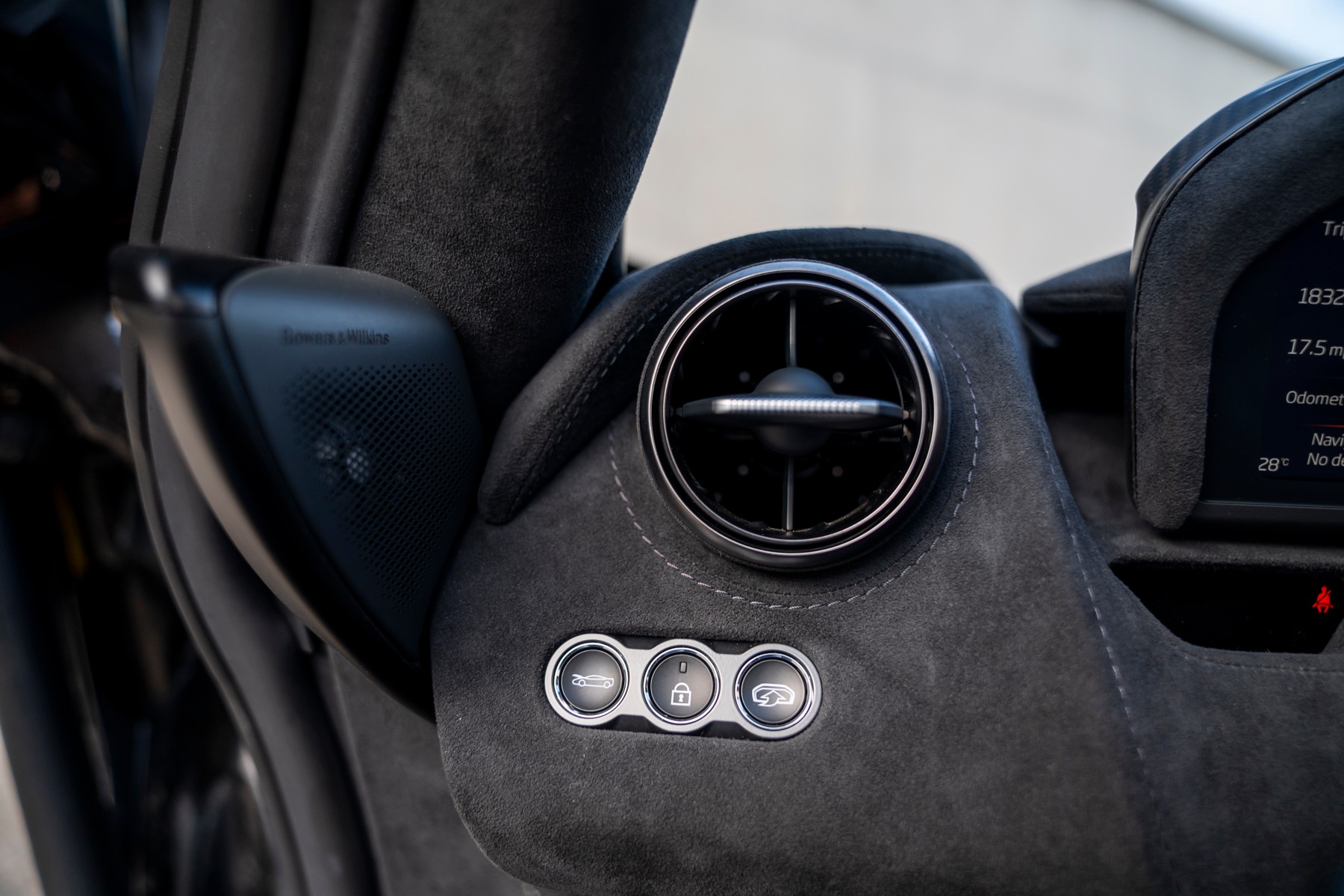 McLAREN 765 LT Spider 4.0 V8 SSG - 28