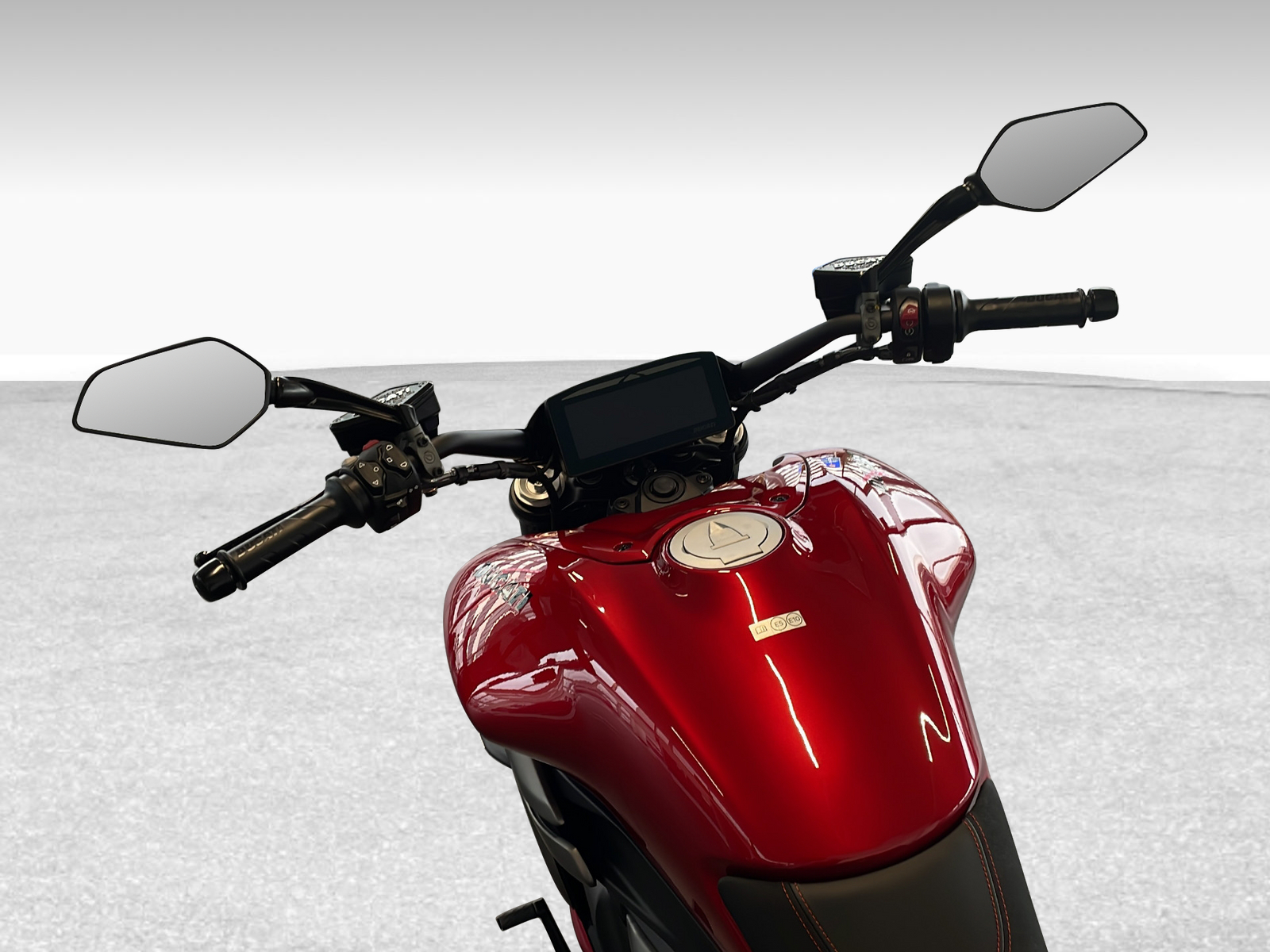 DUCATI XDIAVEL V4 ABS - 5