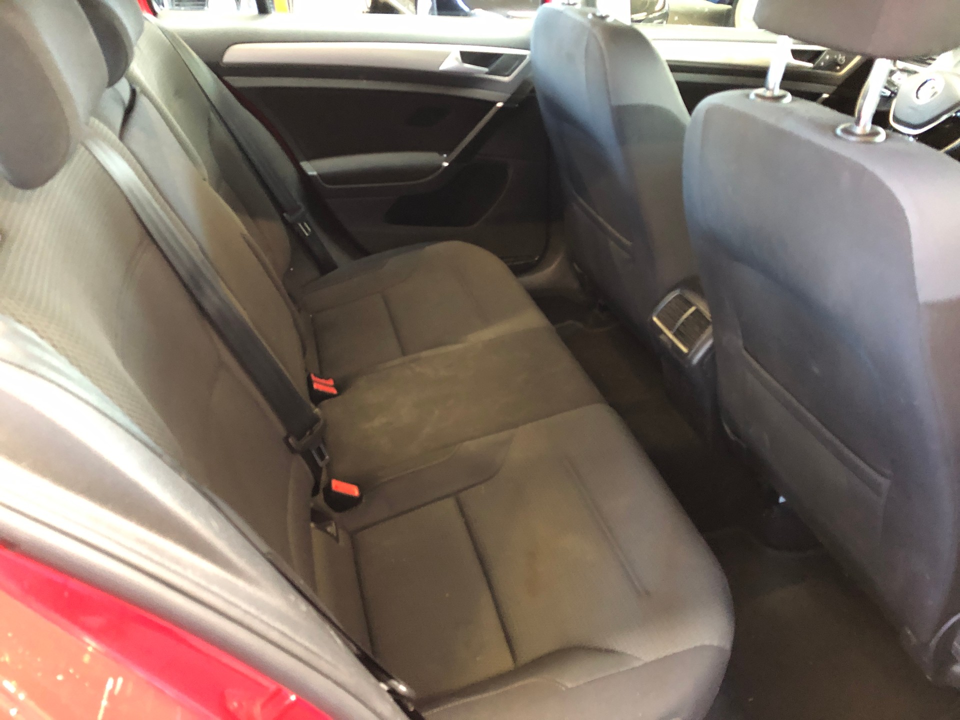 VW Golf Variant 1.6 TDI BlueMotion Comfortline - 20