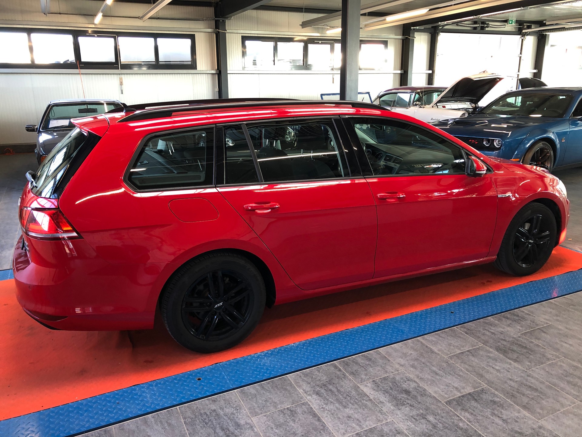 VW Golf Variant 1.6 TDI BlueMotion Comfortline - 13