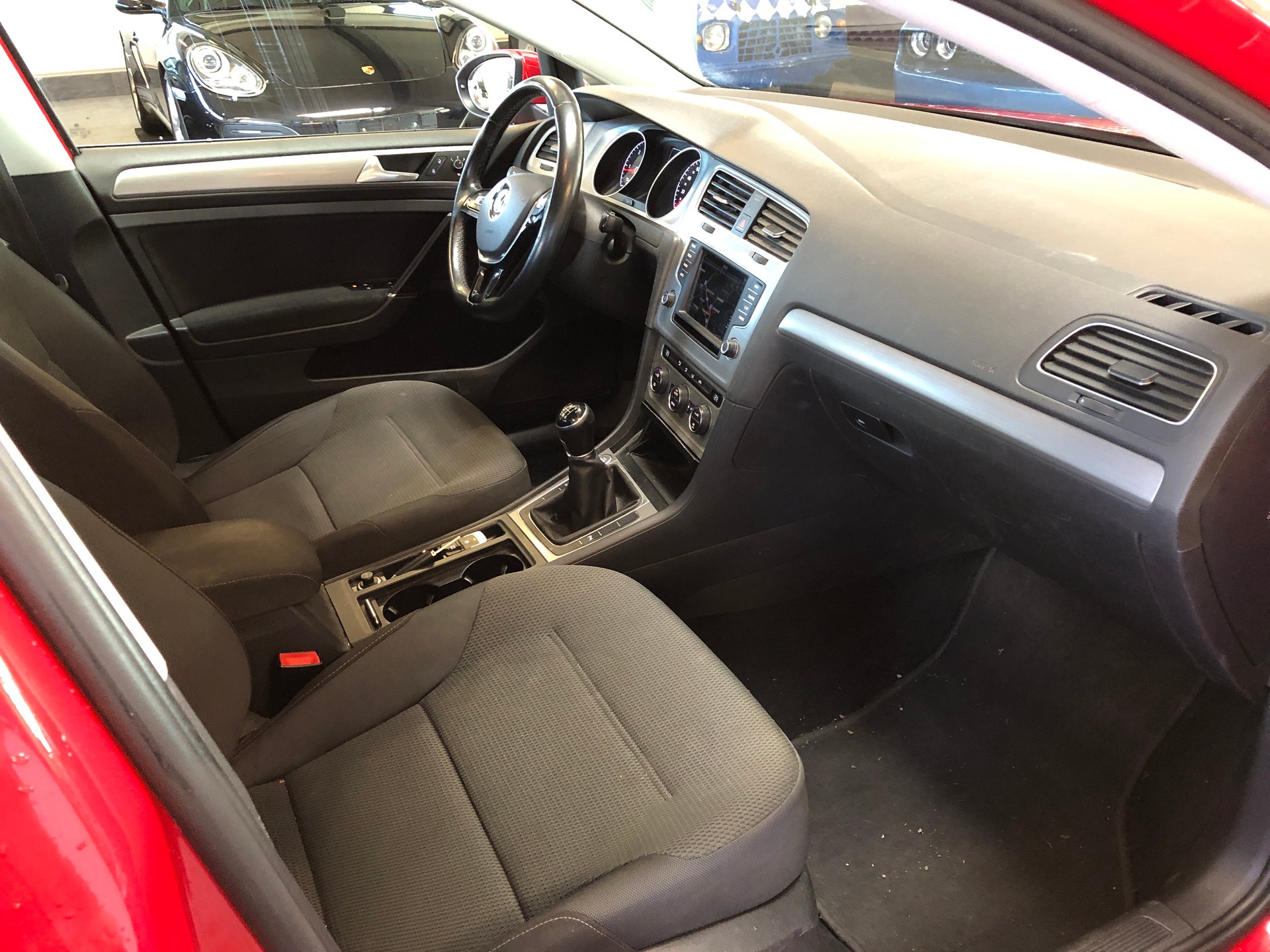 VW Golf Variant 1.6 TDI BlueMotion Comfortline - 14