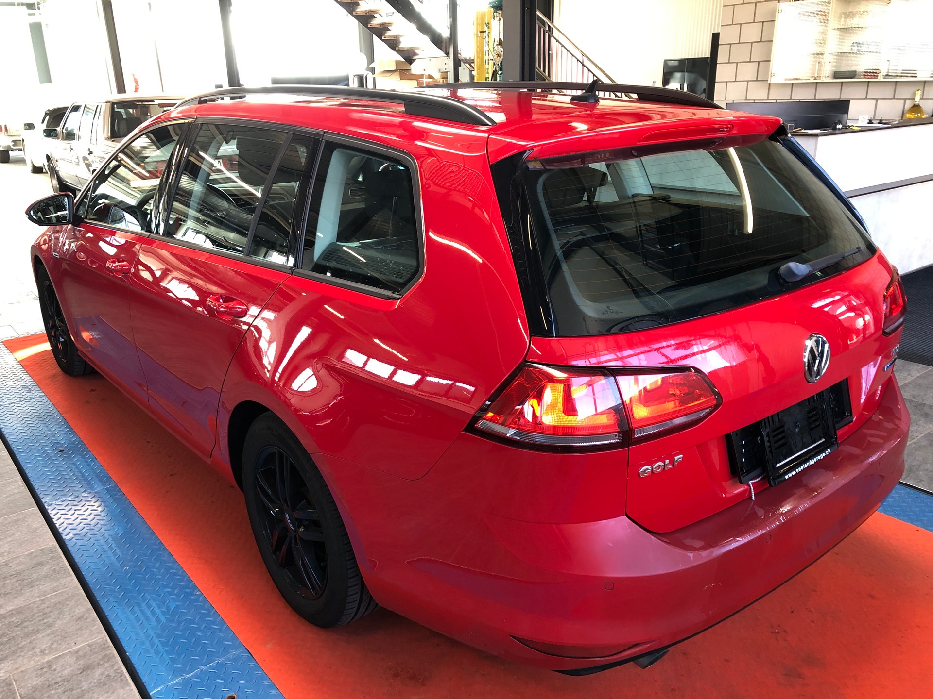 VW Golf Variant 1.6 TDI BlueMotion Comfortline - 8