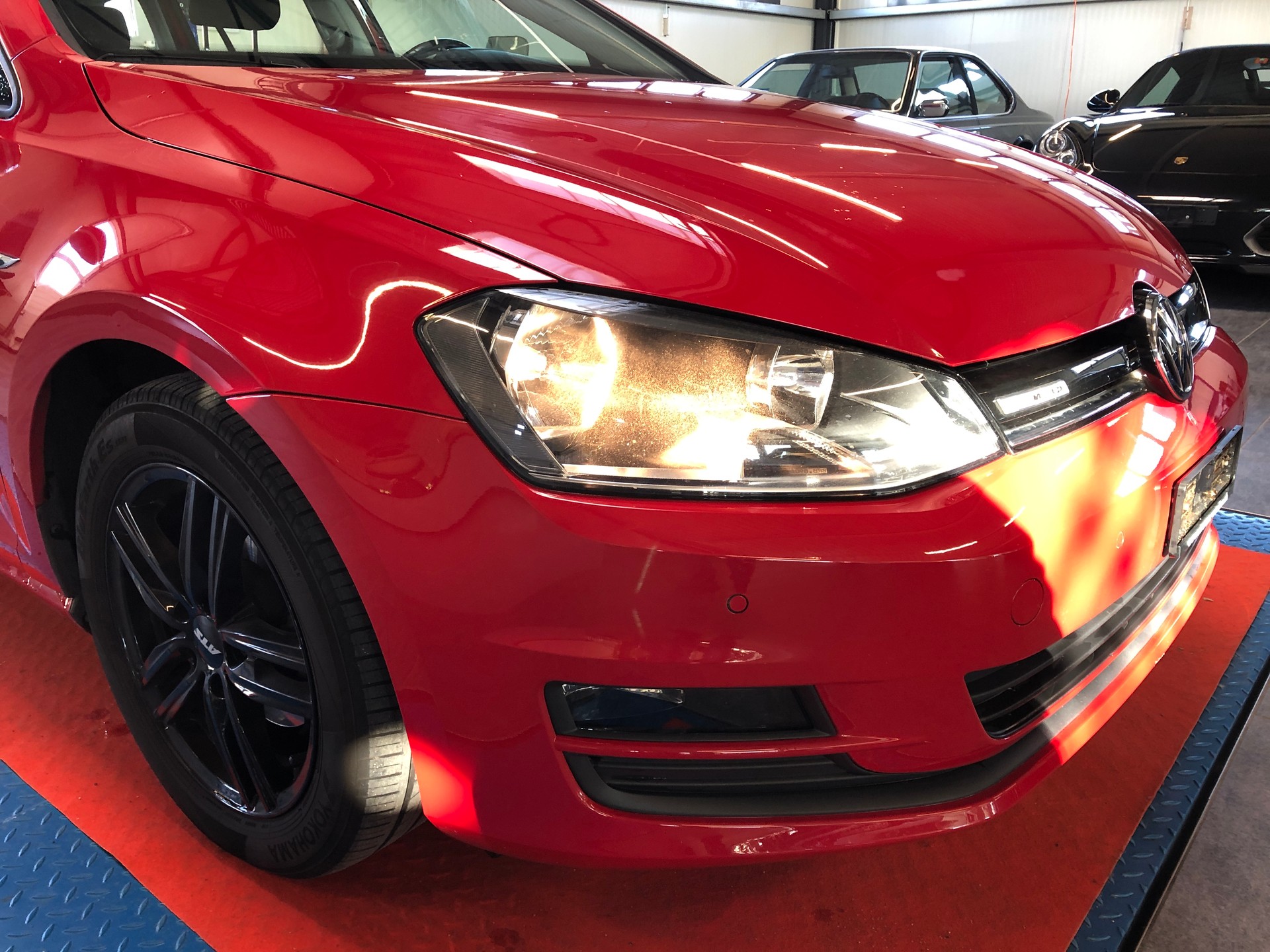 VW Golf Variant 1.6 TDI BlueMotion Comfortline - 2