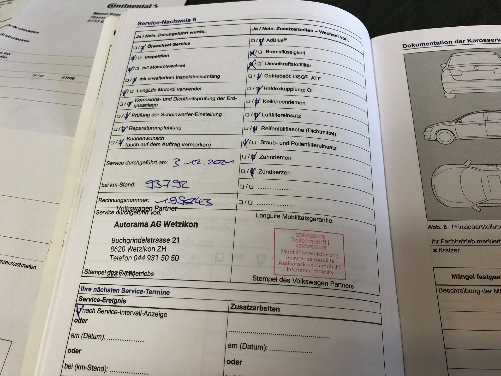 VW Golf Variant 1.6 TDI BlueMotion Comfortline - 27