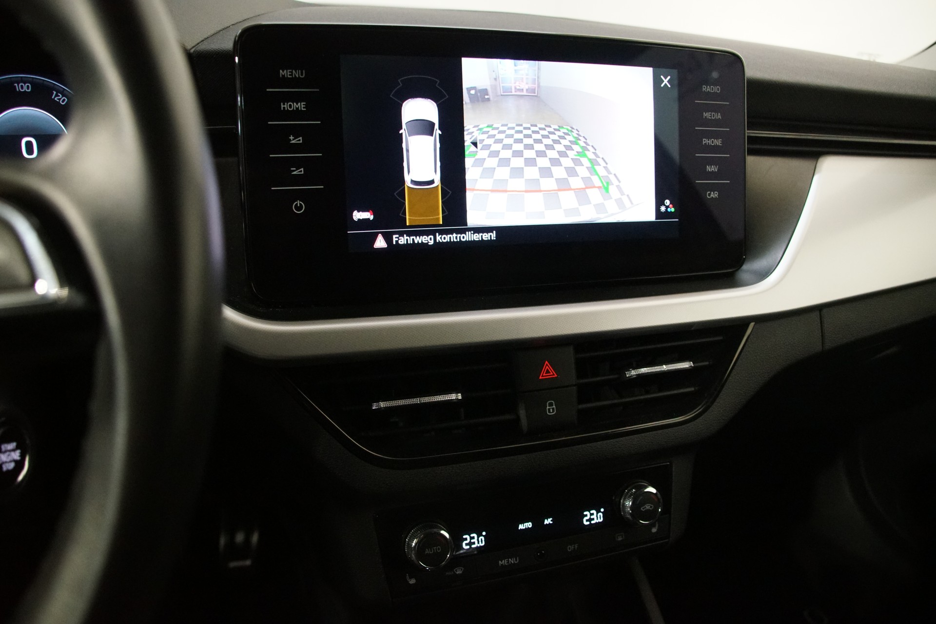 SKODA Kamiq 1.0 TSI Ambition DSG *swiss* - 17