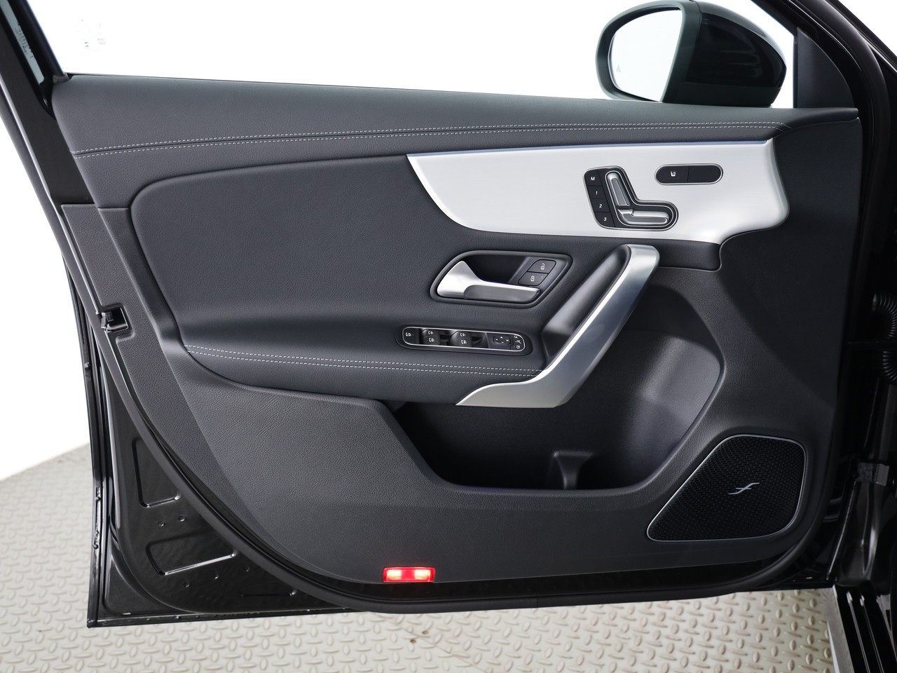 MERCEDES-BENZ A 250 4Matic 8G-DCT - 9