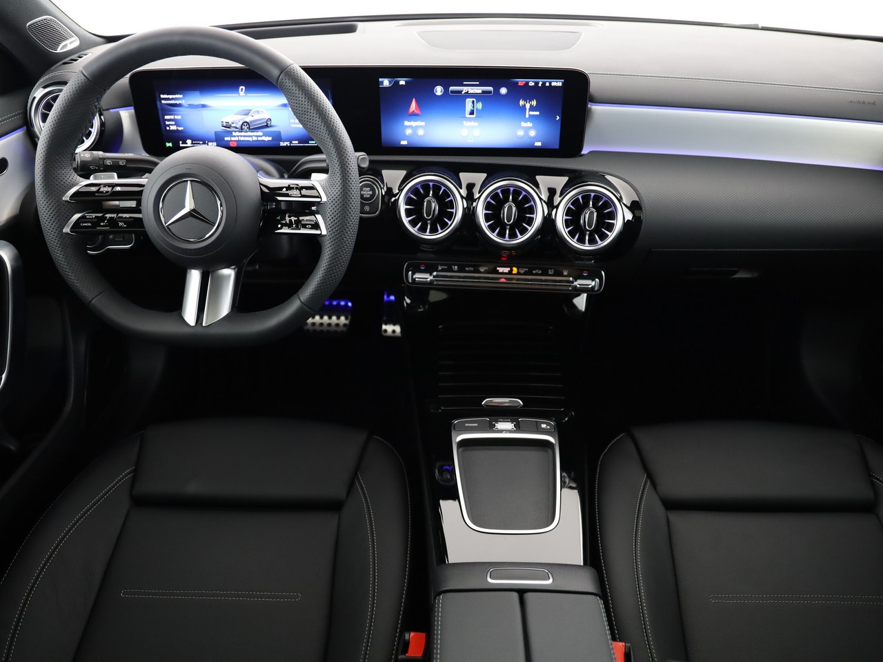 MERCEDES-BENZ A 250 4Matic 8G-DCT - 17