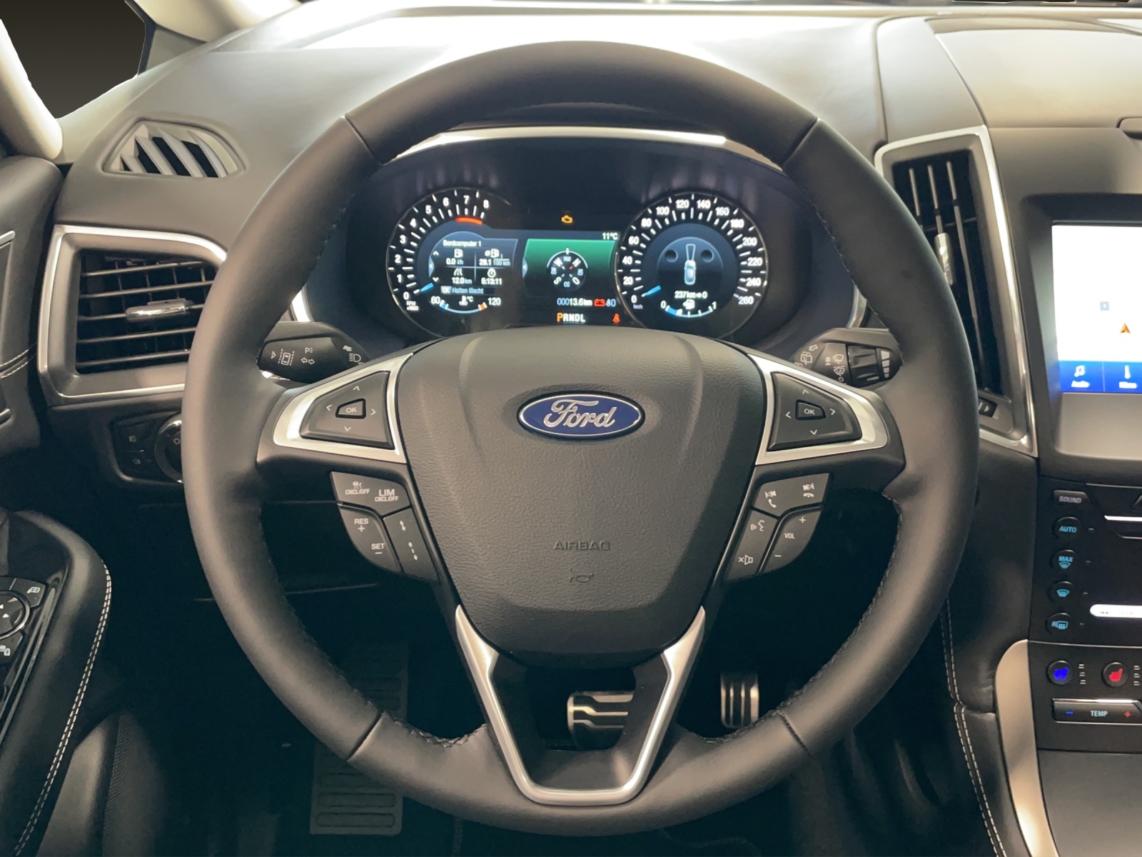 FORD S-Max 2.5 Hybrid Vignale - 8