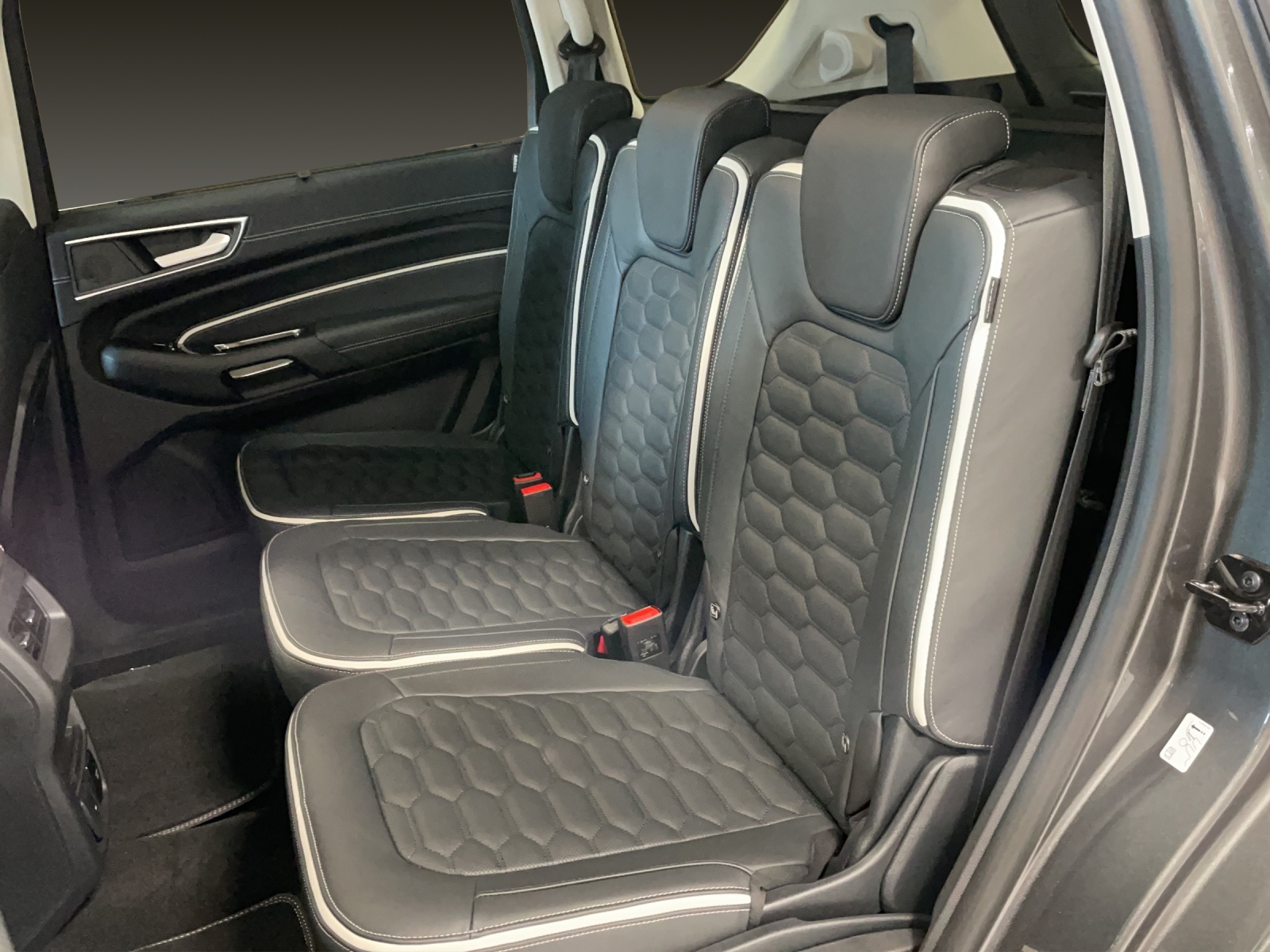 FORD S-Max 2.5 Hybrid Vignale - 12