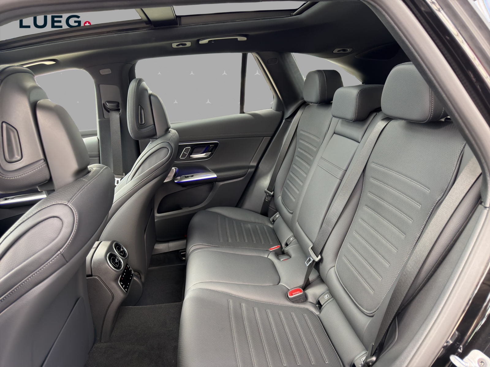 MERCEDES-BENZ GLC 300 4Matic 9G-Tronic - 14