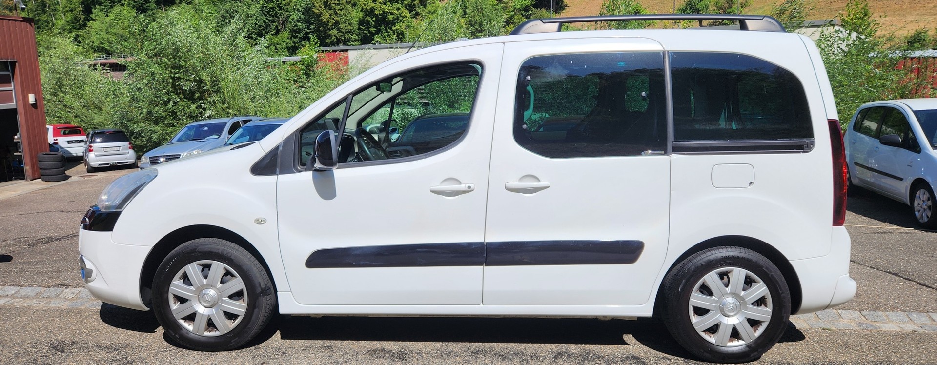 CITROEN Berlingo 1.6 e-HDi Exclusive EGS6 - 4