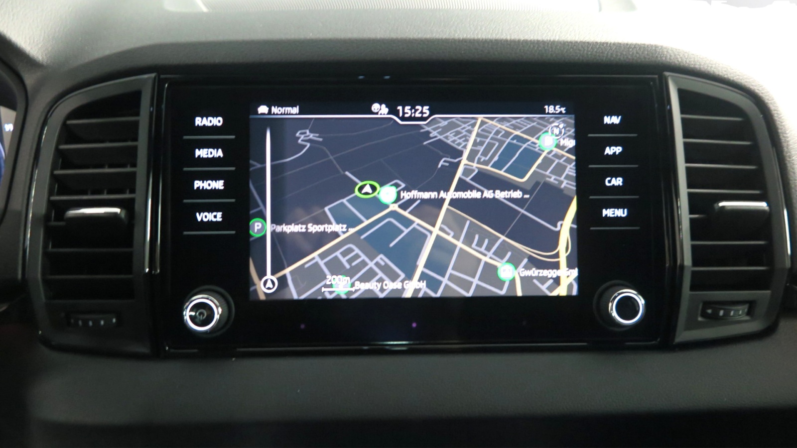 SKODA Karoq 1.5 TSI ACT SportLine DSG - 9