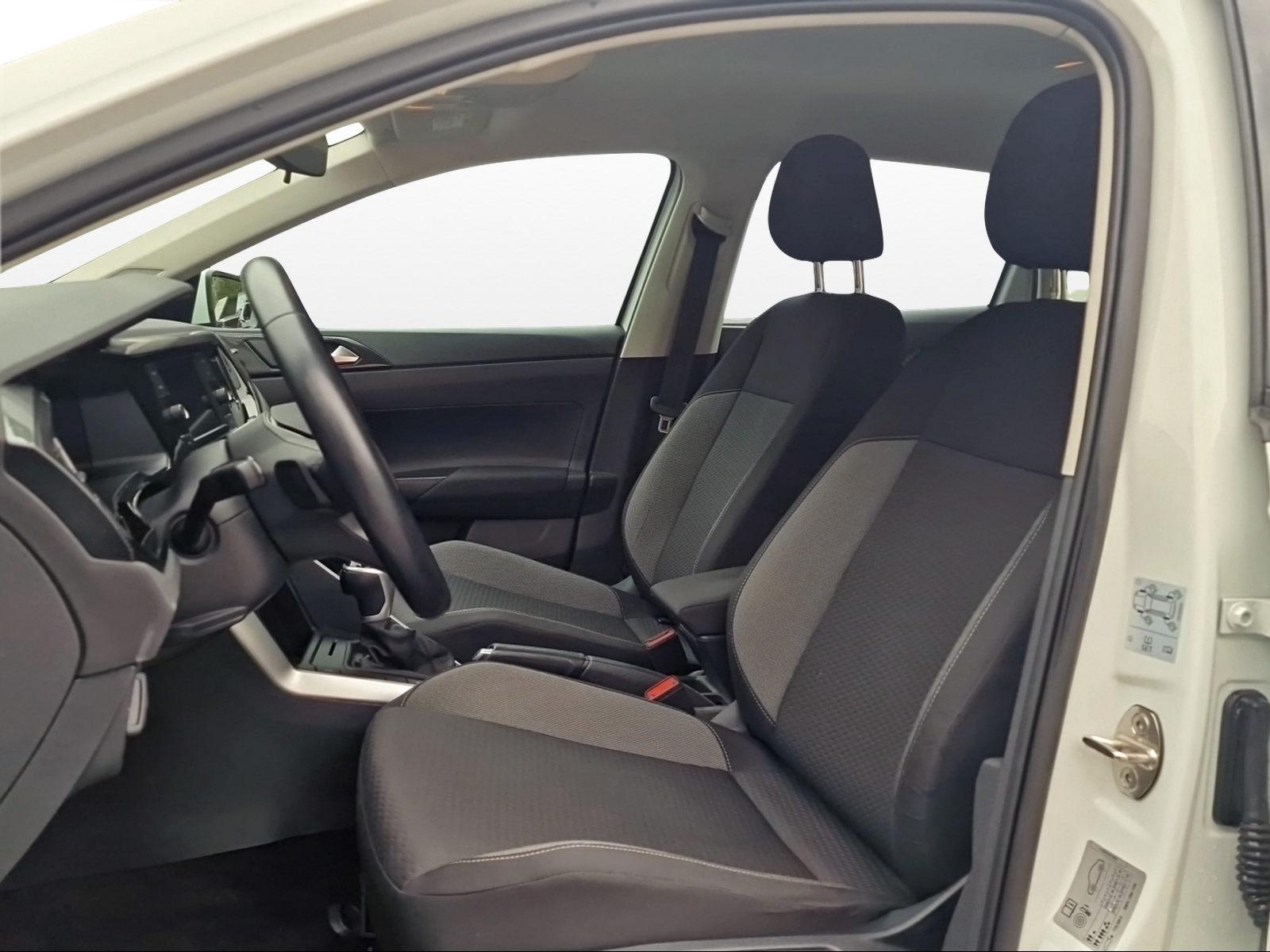 VW Polo 1.0 TSI 110 Life DSG - 9