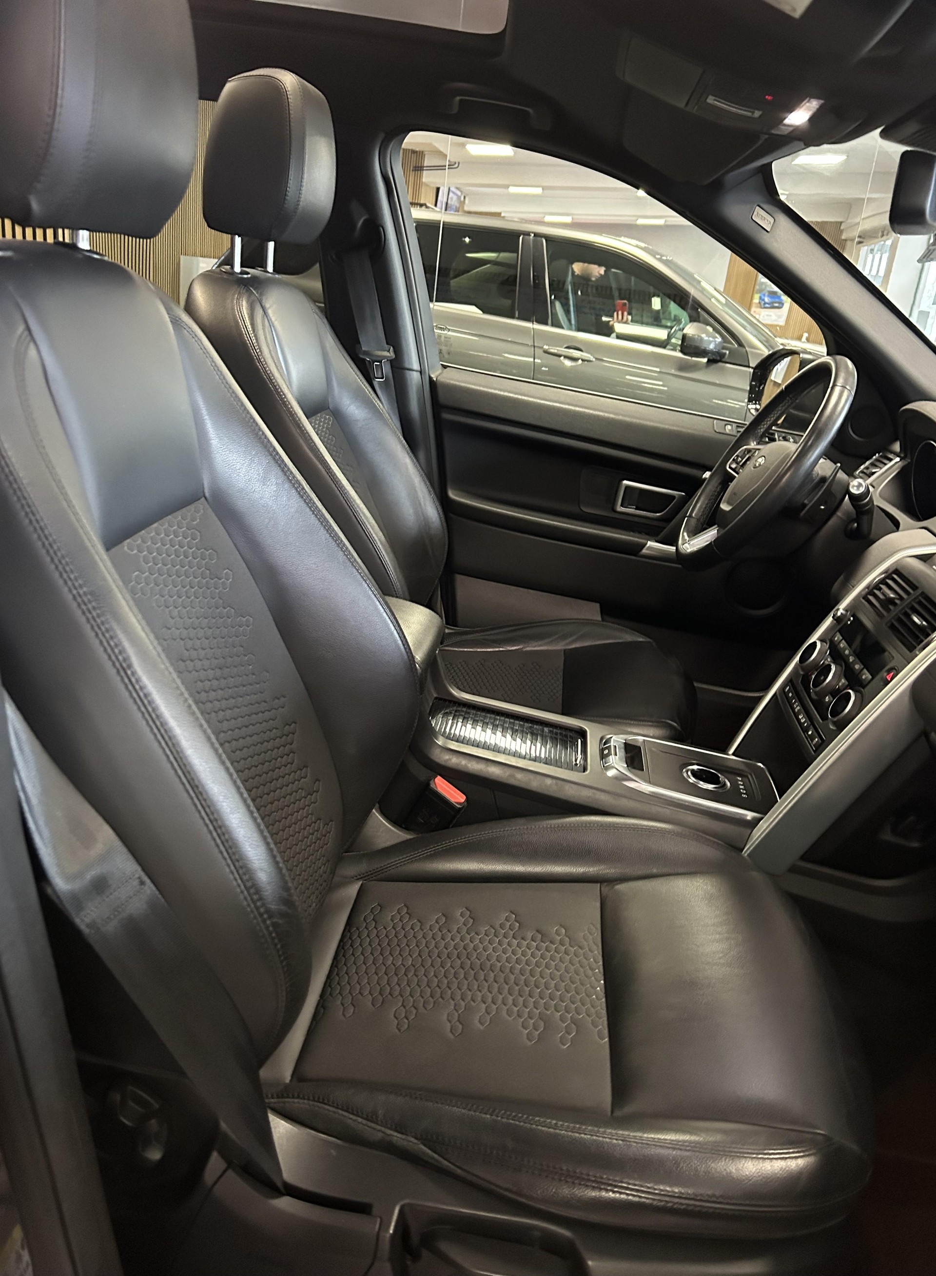 LAND ROVER Discovery Sport 2.0 Si4 SE - 15