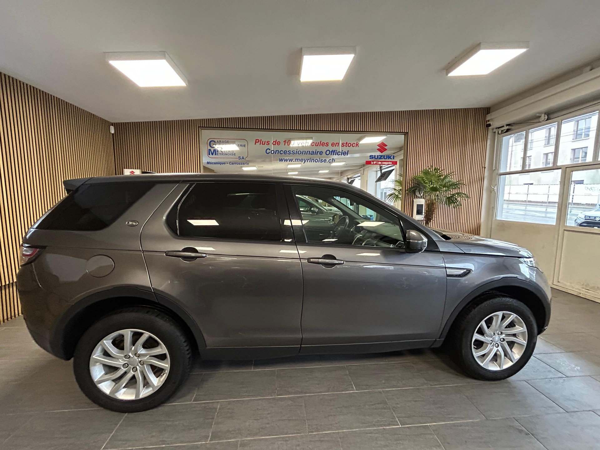 LAND ROVER Discovery Sport 2.0 Si4 SE