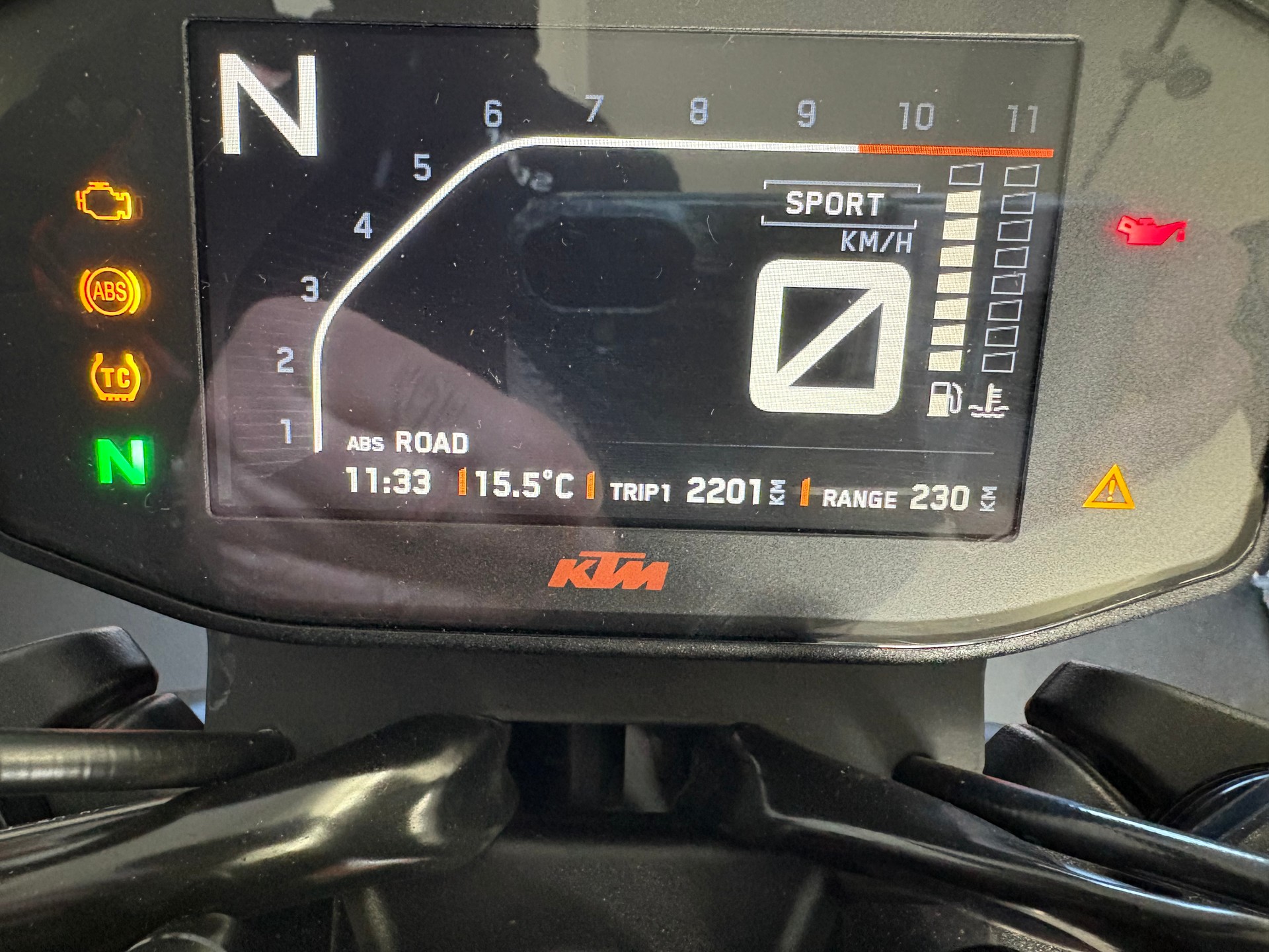 KTM 890 Duke L - 8