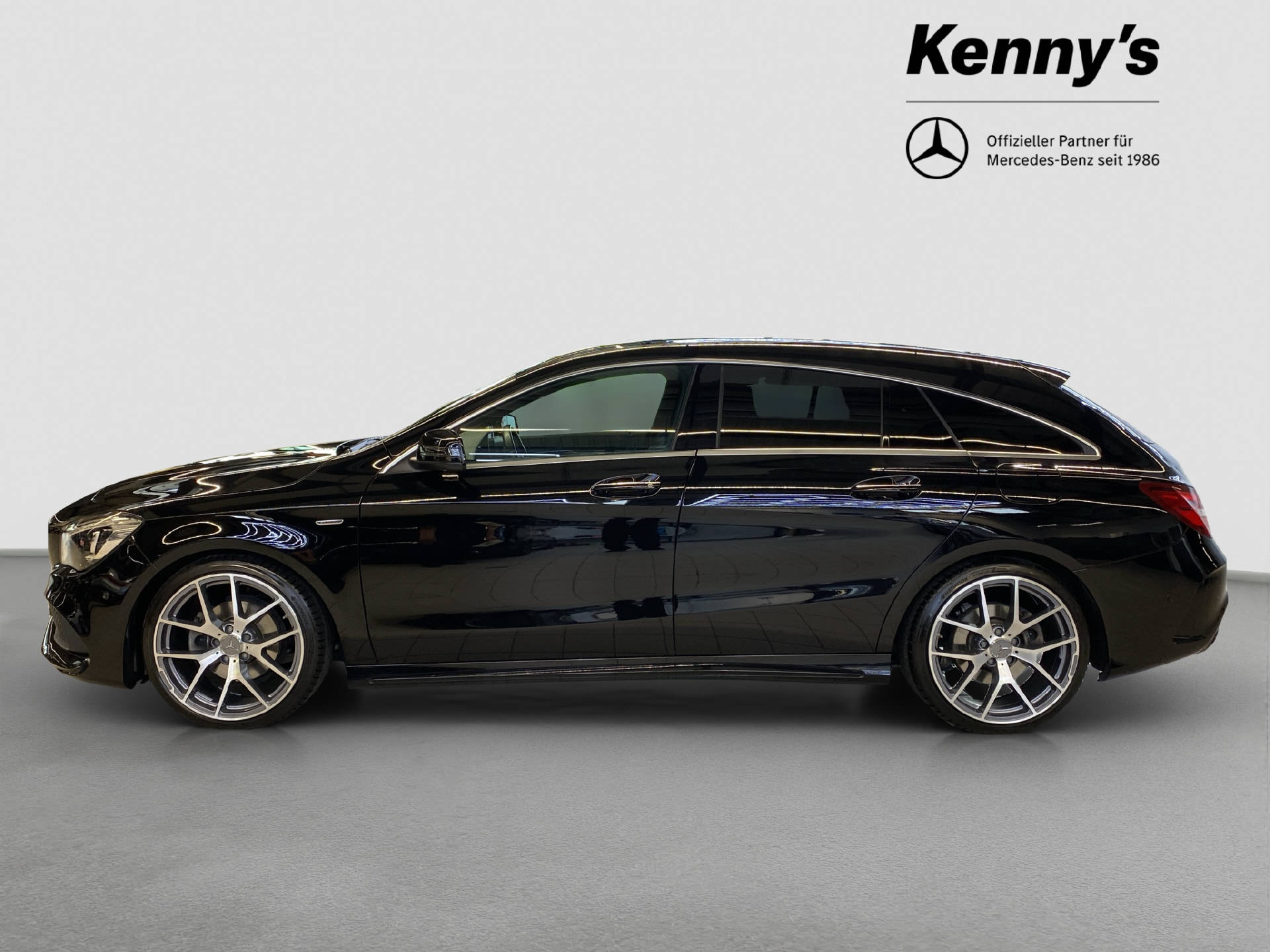 MERCEDES-BENZ CLA 200 d 4M Shooting Brake Swiss Star - 3