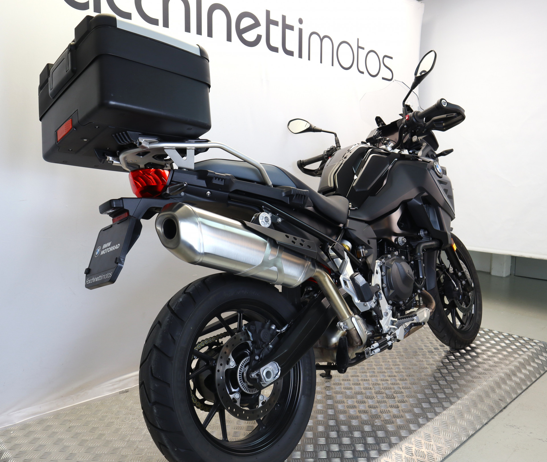 BMW F 800 GS Triple Black - 4