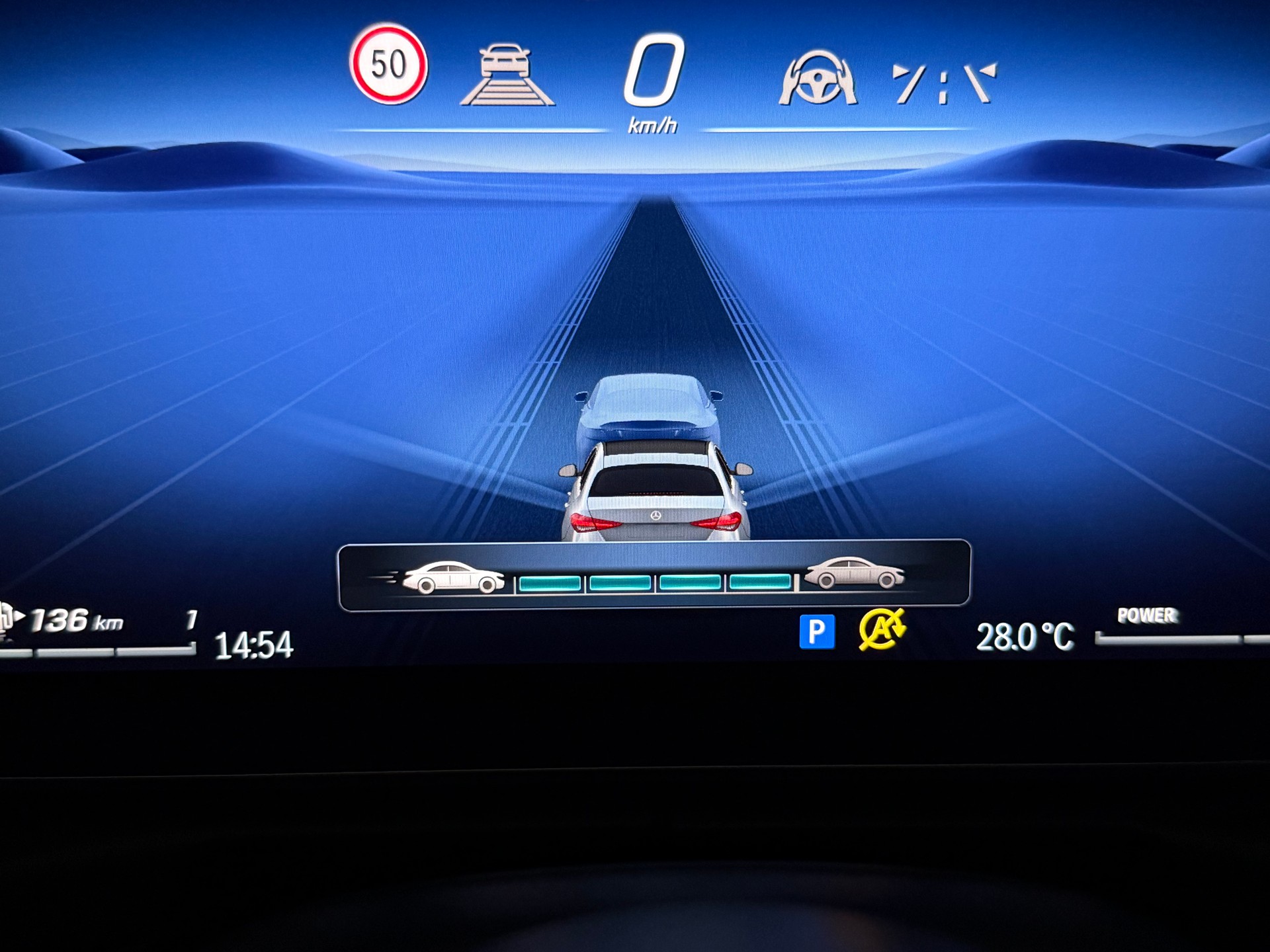 MERCEDES-BENZ C 200 AMG Line 4 Matic - 11