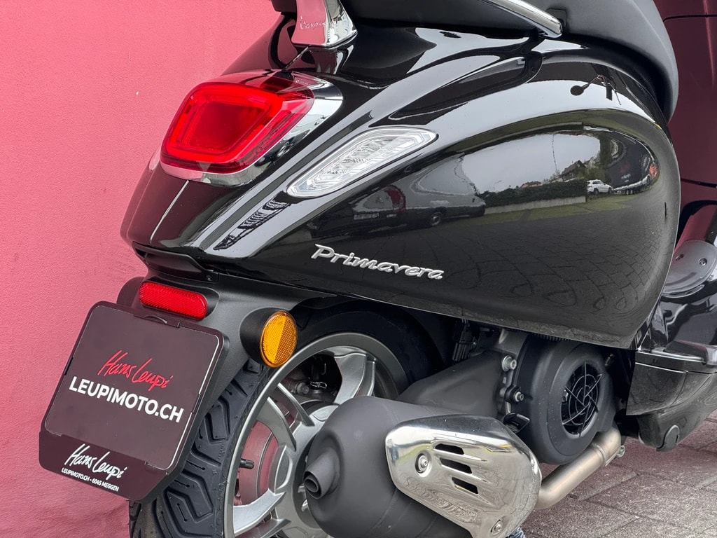 PIAGGIO Vespa Primavera 50 (45km/h) - 2