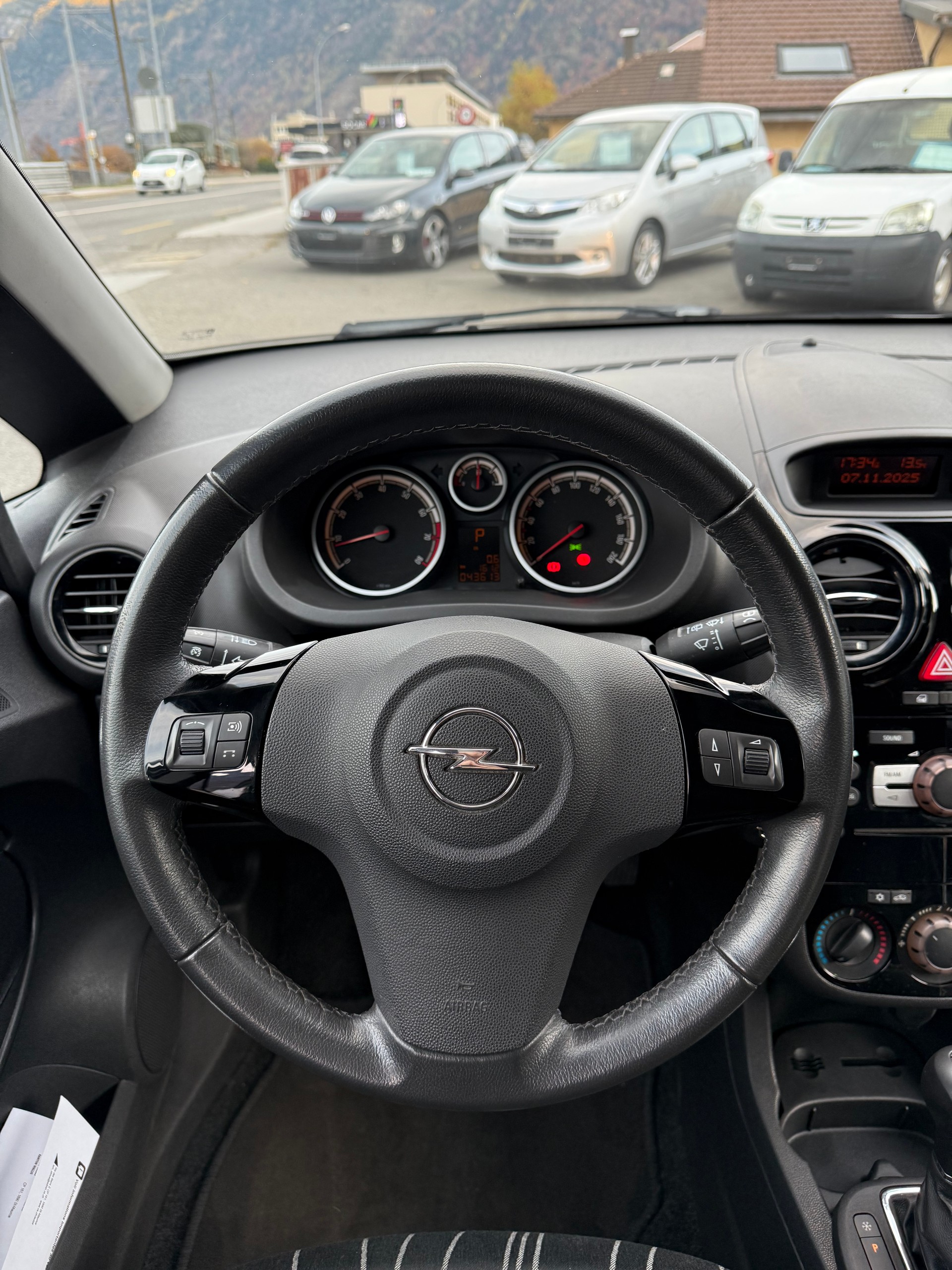 OPEL Corsa 1.4 TP Anniversary Automatic - 11