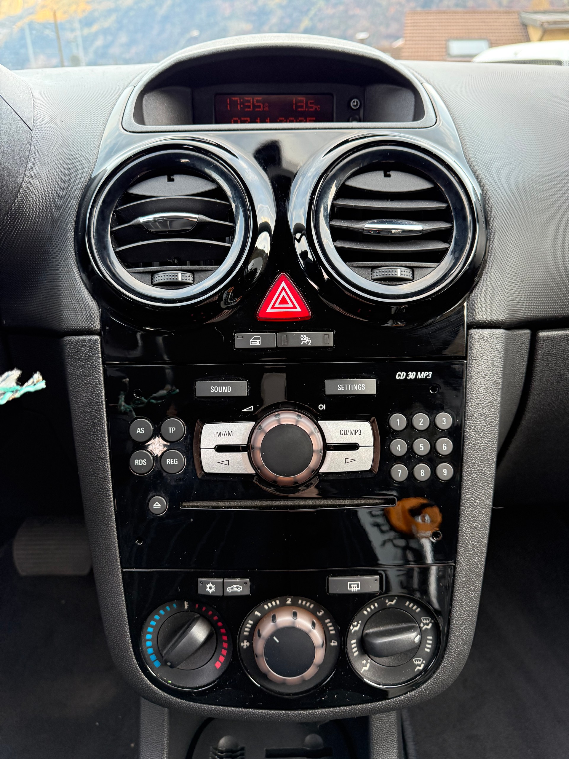 OPEL Corsa 1.4 TP Anniversary Automatic - 12