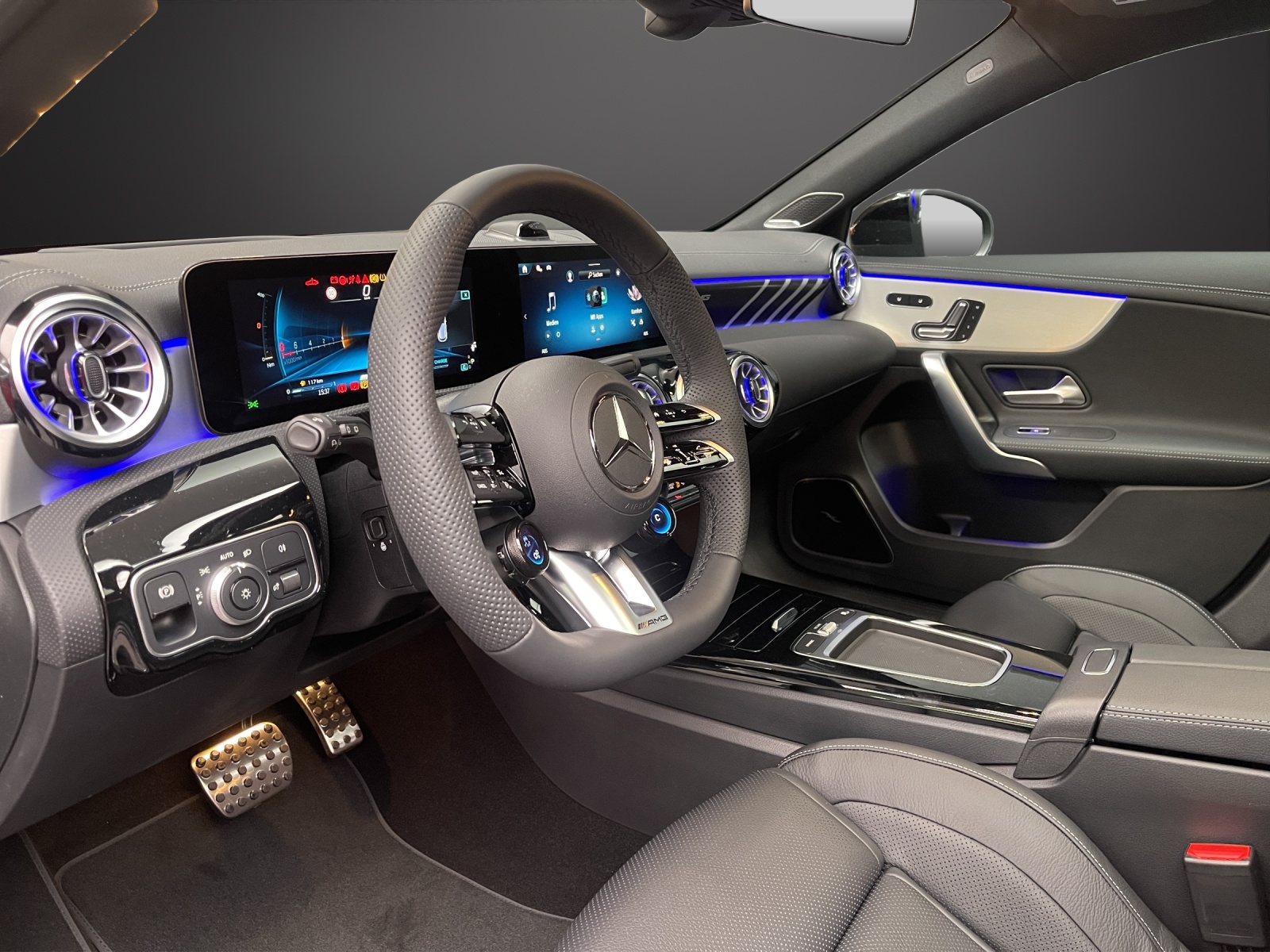 MERCEDES-BENZ AMG A 35 4MATIC Kompaktlimousine 8G-DCT - 6