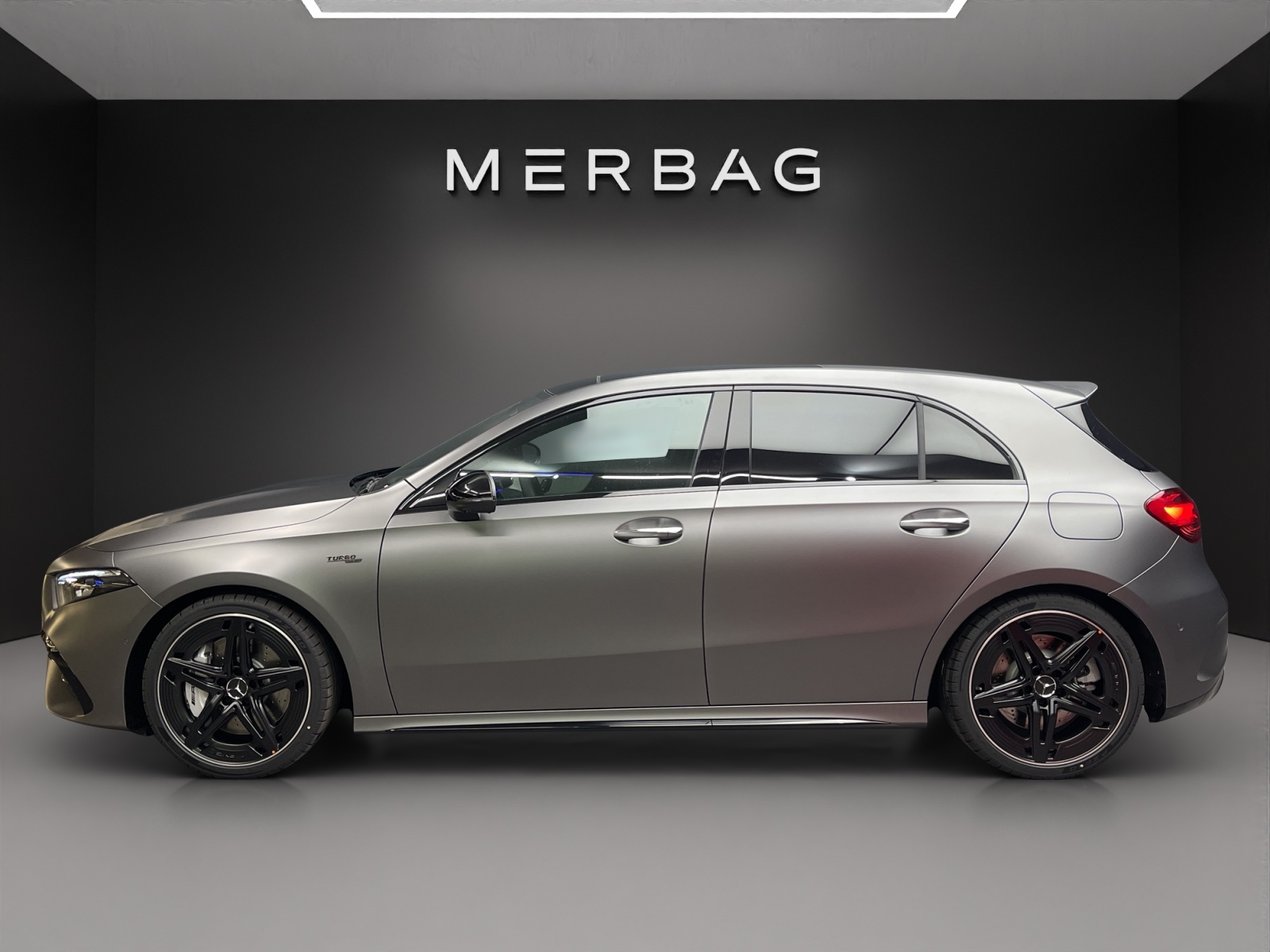 MERCEDES-BENZ AMG A 35 4MATIC Kompaktlimousine 8G-DCT - 2