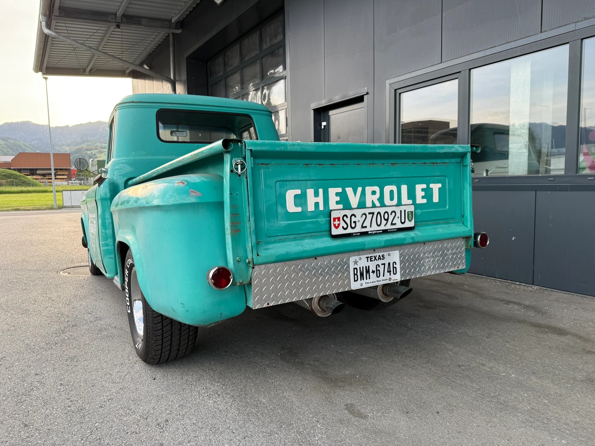 CHEVROLET 3100 V8 Pickup - 3
